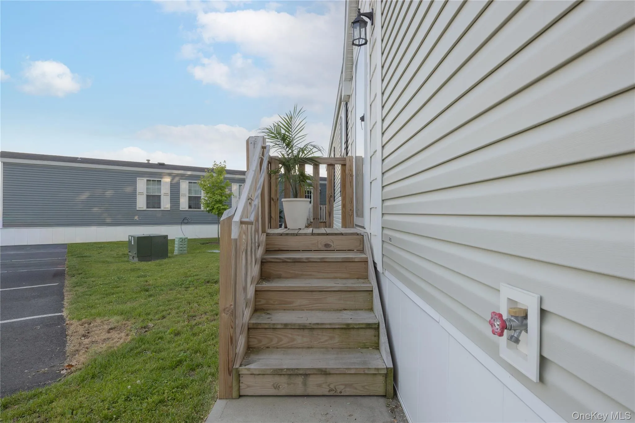 24 Leeward Lane, Stony Point, NY, 3 Bedrooms Bedrooms, 8 Rooms Rooms,2 BathroomsBathrooms,Residential,For Rent,Leeward,0,1008207 24 Leeward Lane, Stony Point, NY, 3 Bedrooms Bedrooms, 8 Rooms Rooms,2 BathroomsBathrooms,Residential,For Rent,Leeward,0,1008207