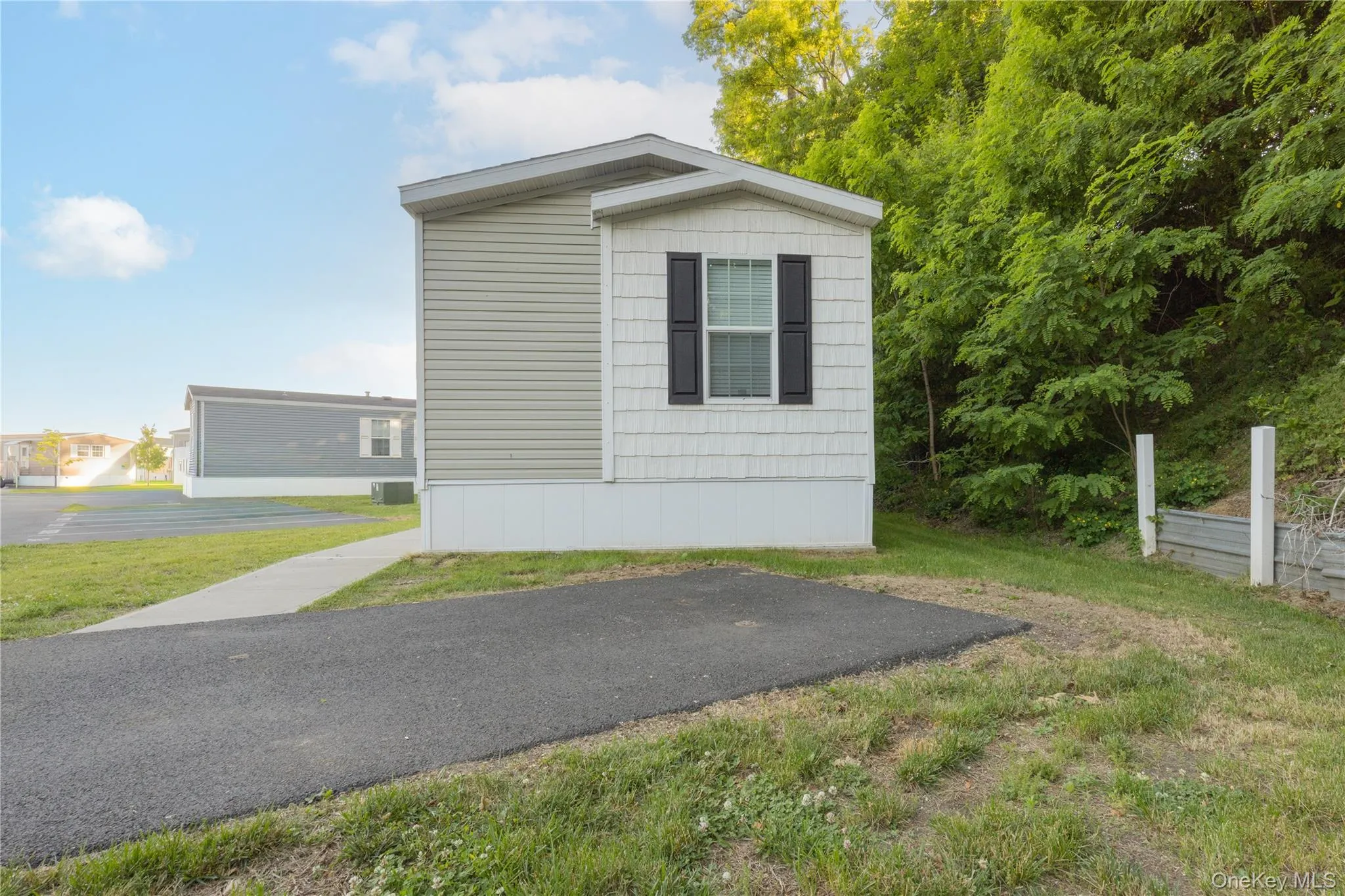 24 Leeward Lane, Stony Point, NY, 3 Bedrooms Bedrooms, 8 Rooms Rooms,2 BathroomsBathrooms,Residential,For Rent,Leeward,0,1008207 24 Leeward Lane, Stony Point, NY, 3 Bedrooms Bedrooms, 8 Rooms Rooms,2 BathroomsBathrooms,Residential,For Rent,Leeward,0,1008207