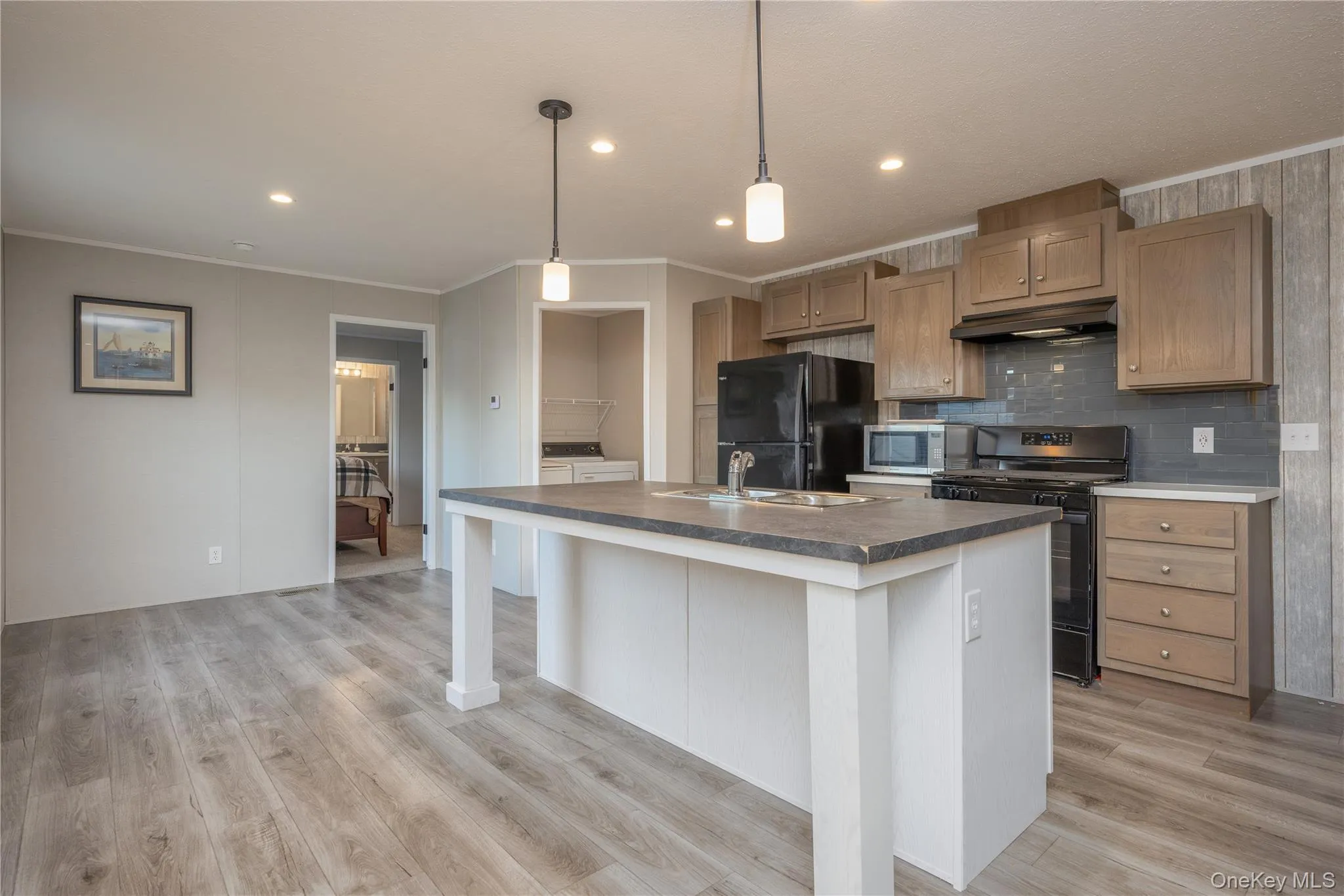 Eat-in Open Kitchen Floorplan with center Island and seating. Additional Dining Area on the left. Eat-in Open Kitchen Floorplan with center Island and seating. Additional Dining Area on the left.