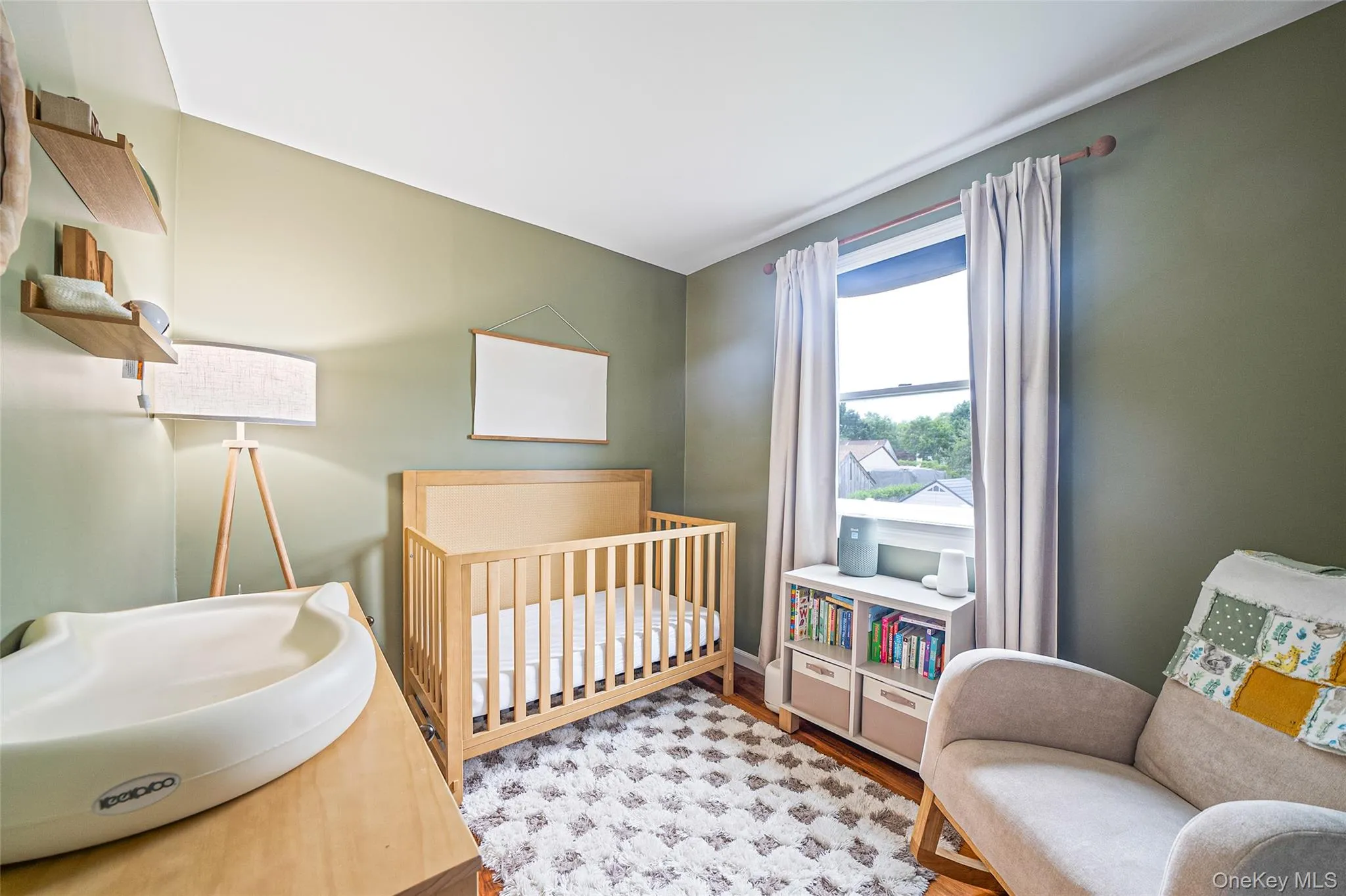 191 Grove Street, Brookhaven, NY, 3 Bedrooms Bedrooms, 6 Rooms Rooms,1 BathroomBathrooms,Residential,For Rent,Grove,0,1008208 191 Grove Street, Brookhaven, NY, 3 Bedrooms Bedrooms, 6 Rooms Rooms,1 BathroomBathrooms,Residential,For Rent,Grove,0,1008208