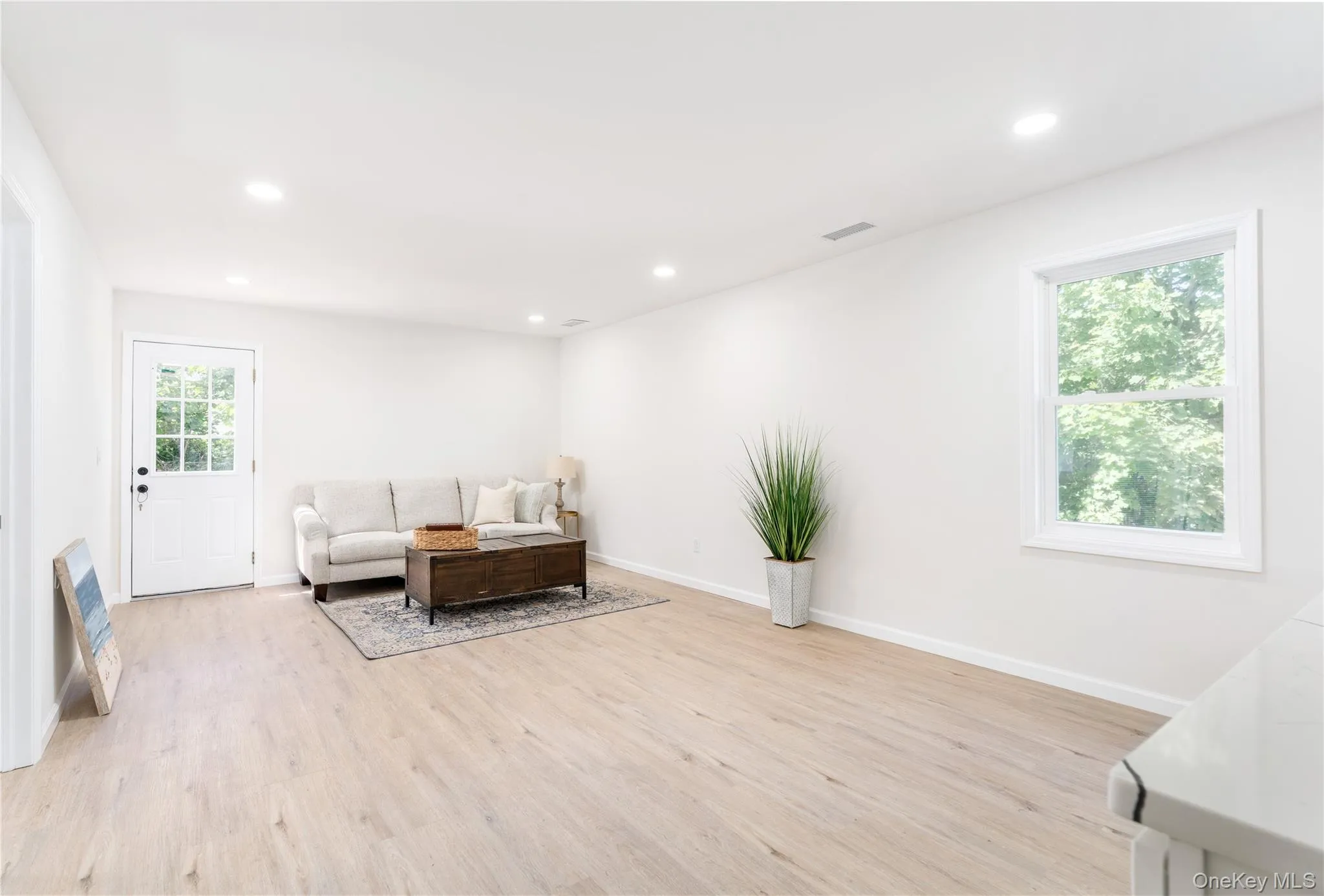 8 Brush Road, Brookhaven, NY, 4 Bedrooms Bedrooms, 8 Rooms Rooms,2 BathroomsBathrooms,Residential,For Rent,Brush,0,1008212 8 Brush Road, Brookhaven, NY, 4 Bedrooms Bedrooms, 8 Rooms Rooms,2 BathroomsBathrooms,Residential,For Rent,Brush,0,1008212