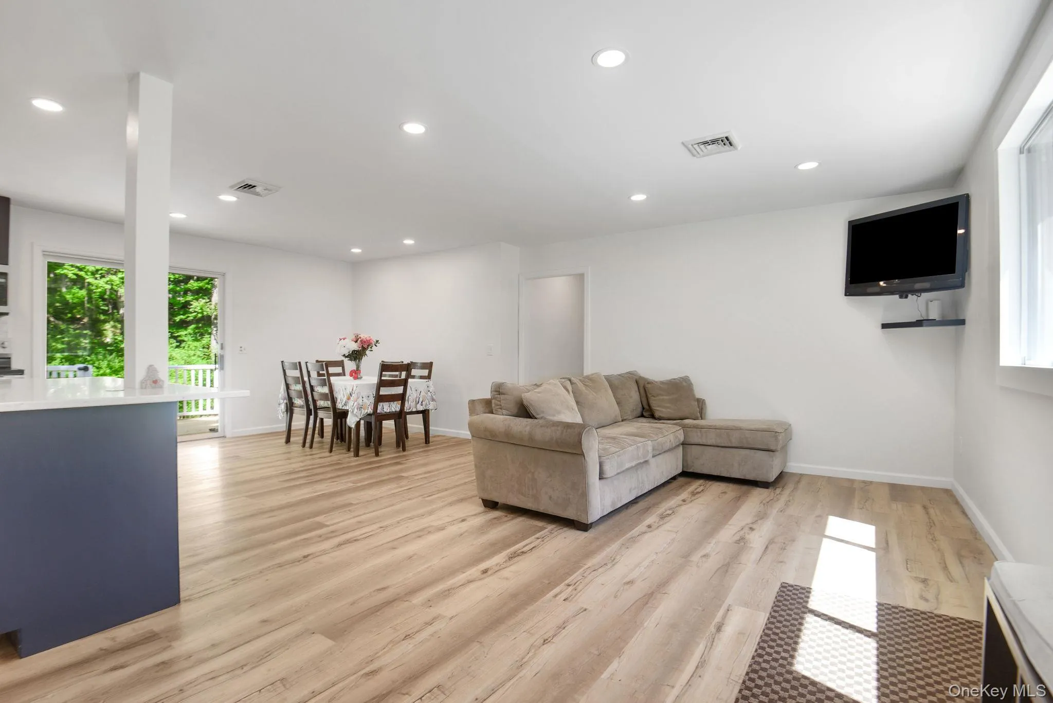 287 Norton Road, Red Hook, NY, 3 Bedrooms Bedrooms, 9 Rooms Rooms,2 BathroomsBathrooms,Residential,For Rent,Norton,0,1008213 287 Norton Road, Red Hook, NY, 3 Bedrooms Bedrooms, 9 Rooms Rooms,2 BathroomsBathrooms,Residential,For Rent,Norton,0,1008213