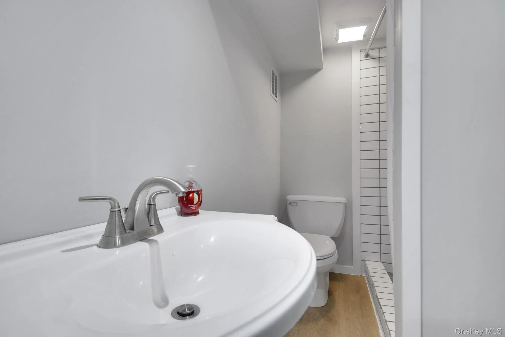 287 Norton Road, Red Hook, NY, 3 Bedrooms Bedrooms, 9 Rooms Rooms,2 BathroomsBathrooms,Residential,For Rent,Norton,0,1008213 287 Norton Road, Red Hook, NY, 3 Bedrooms Bedrooms, 9 Rooms Rooms,2 BathroomsBathrooms,Residential,For Rent,Norton,0,1008213