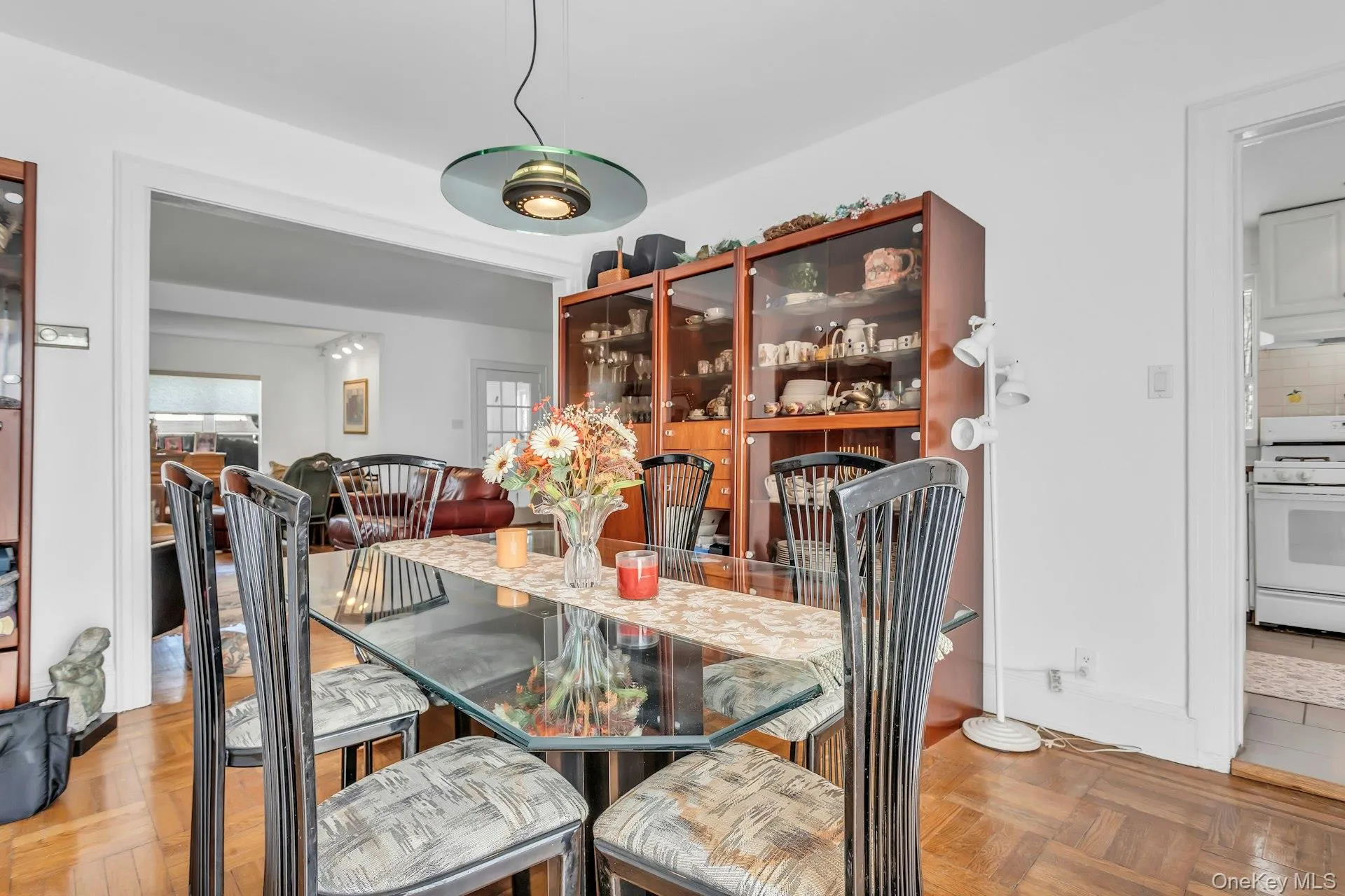4612 Fayette Place, North Hempstead, NY, 3 Bedrooms Bedrooms, 8 Rooms Rooms,1 BathroomBathrooms,Residential,For Rent,Fayette,0,1008215 4612 Fayette Place, North Hempstead, NY, 3 Bedrooms Bedrooms, 8 Rooms Rooms,1 BathroomBathrooms,Residential,For Rent,Fayette,0,1008215