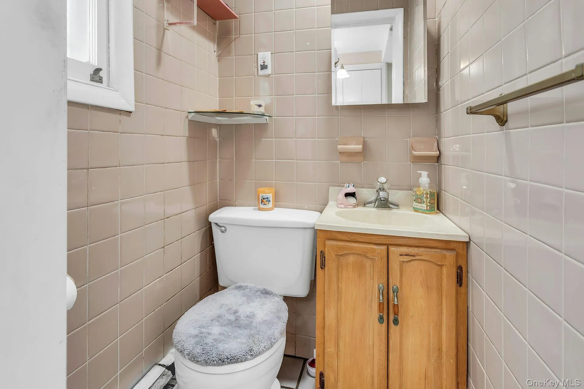 4612 Fayette Place, North Hempstead, NY, 3 Bedrooms Bedrooms, 8 Rooms Rooms,1 BathroomBathrooms,Residential,For Rent,Fayette,0,1008215 4612 Fayette Place, North Hempstead, NY, 3 Bedrooms Bedrooms, 8 Rooms Rooms,1 BathroomBathrooms,Residential,For Rent,Fayette,0,1008215