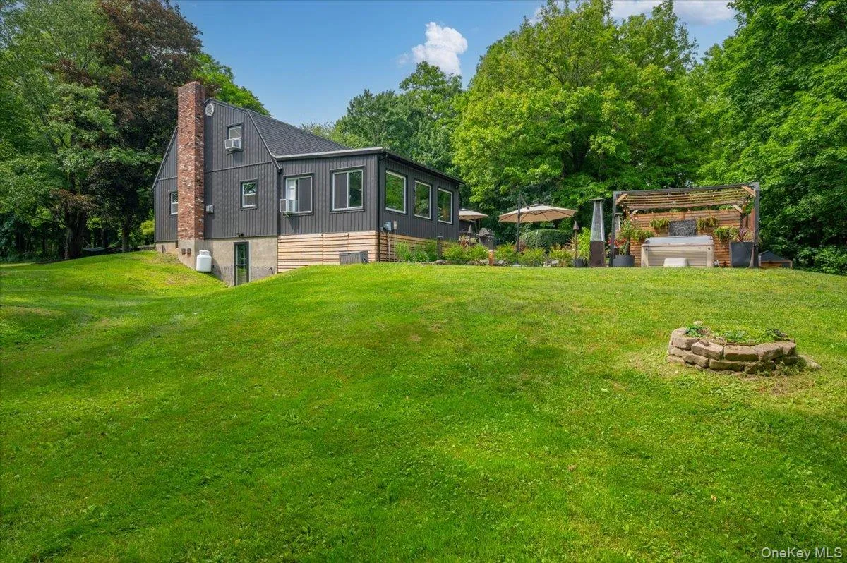 13 Jacks Pond Road, Newburgh (town), NY, 3 Bedrooms Bedrooms, 7 Rooms Rooms,2 BathroomsBathrooms,Residential,For Rent,Jacks Pond,0,1008222 13 Jacks Pond Road, Newburgh (town), NY, 3 Bedrooms Bedrooms, 7 Rooms Rooms,2 BathroomsBathrooms,Residential,For Rent,Jacks Pond,0,1008222
