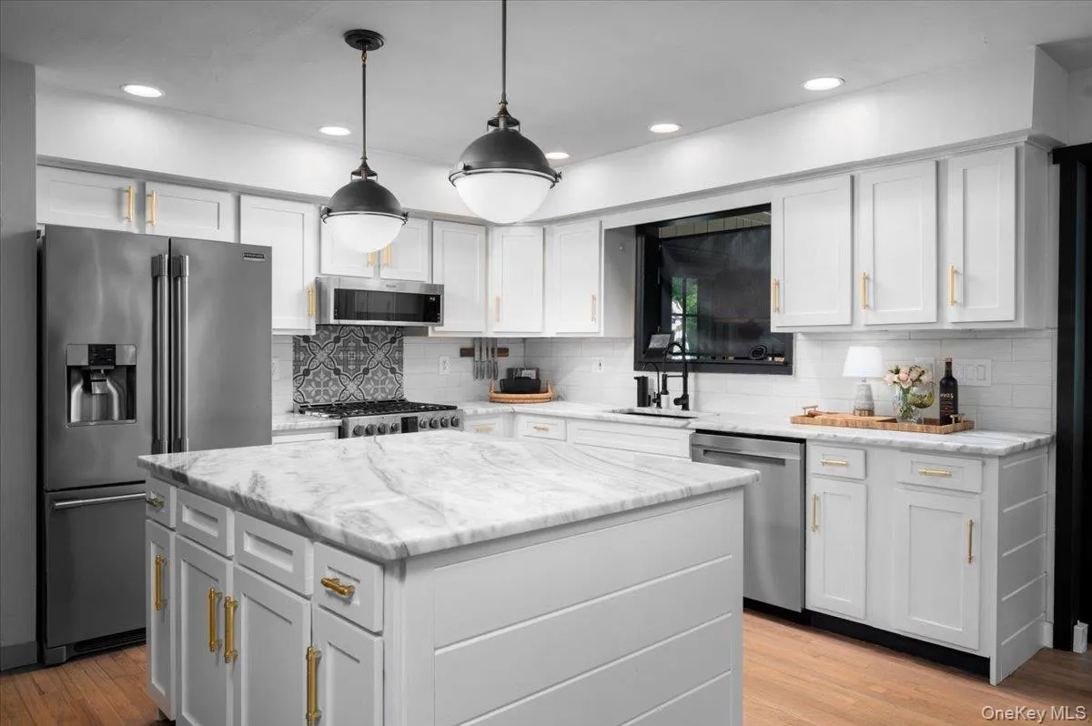 13 Jacks Pond Road, Newburgh (town), NY, 3 Bedrooms Bedrooms, 7 Rooms Rooms,2 BathroomsBathrooms,Residential,For Rent,Jacks Pond,0,1008222 13 Jacks Pond Road, Newburgh (town), NY, 3 Bedrooms Bedrooms, 7 Rooms Rooms,2 BathroomsBathrooms,Residential,For Rent,Jacks Pond,0,1008222