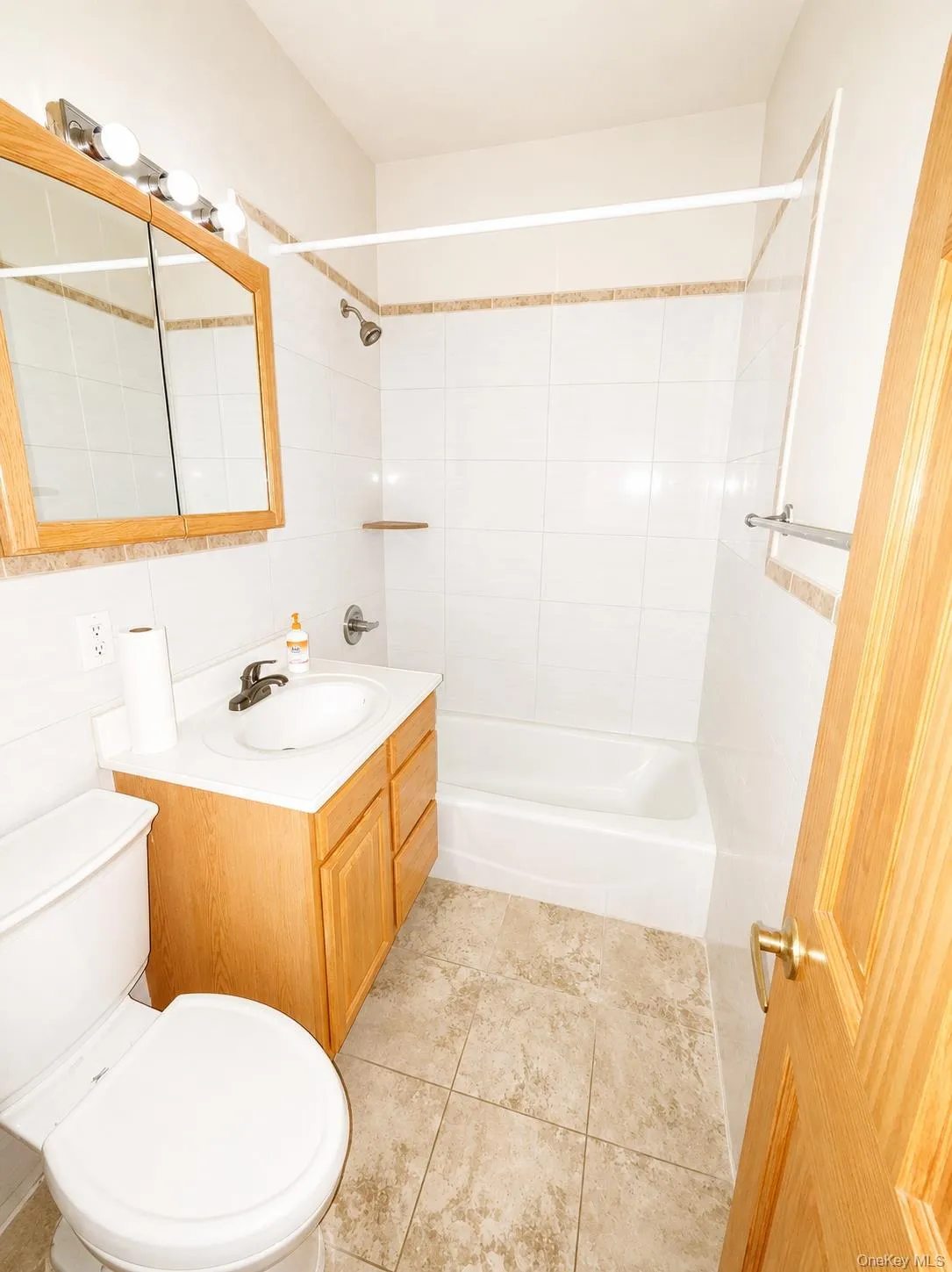 46 N Village, Hempstead, NY, 2 Bedrooms Bedrooms, 5 Rooms Rooms,1 BathroomBathrooms,Residential Lease,For Rent,N Village,0,1008224 46 N Village, Hempstead, NY, 2 Bedrooms Bedrooms, 5 Rooms Rooms,1 BathroomBathrooms,Residential Lease,For Rent,N Village,0,1008224