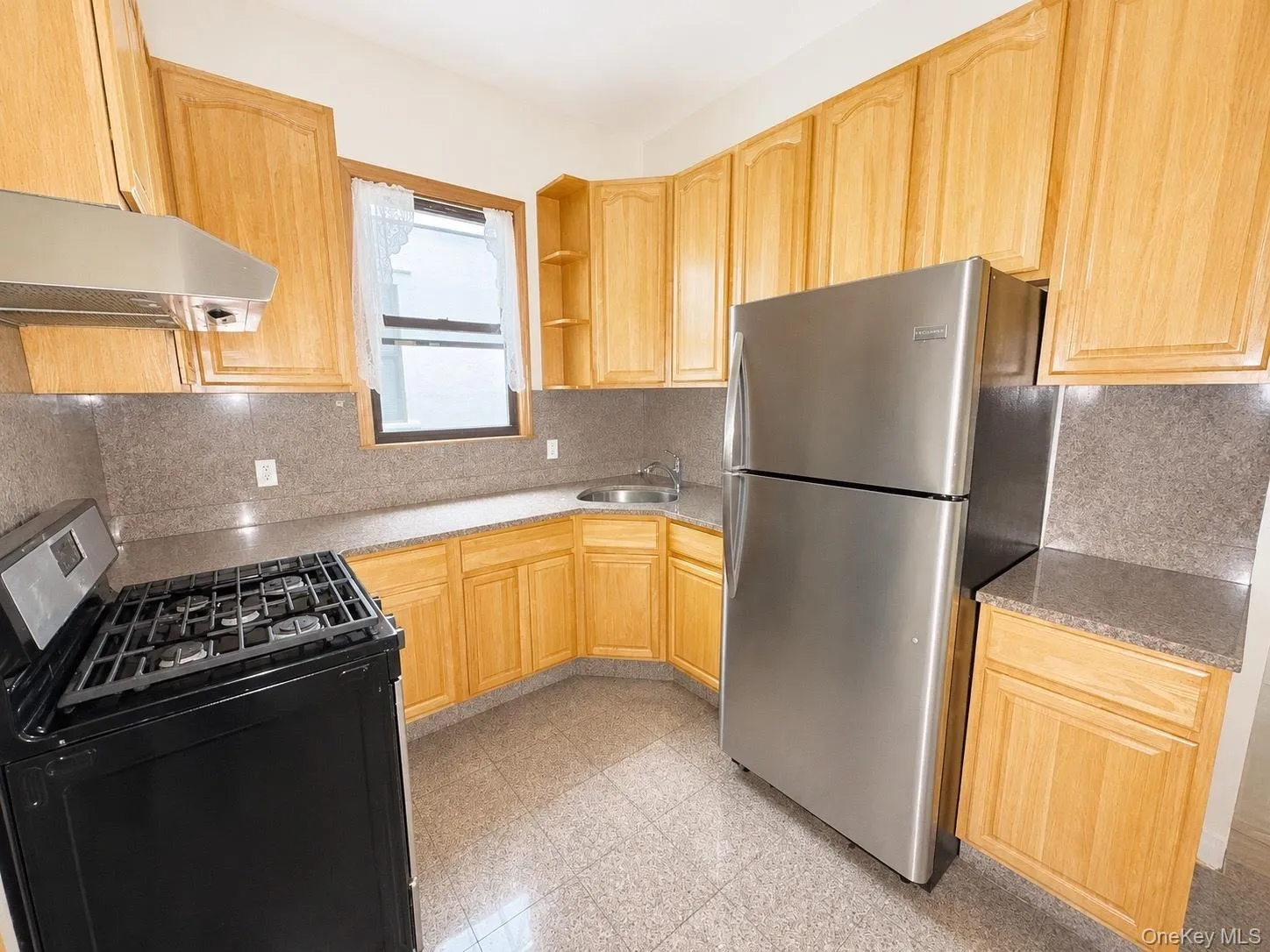 46 N Village, Hempstead, NY, 2 Bedrooms Bedrooms, 5 Rooms Rooms,1 BathroomBathrooms,Residential Lease,For Rent,N Village,0,1008224 46 N Village, Hempstead, NY, 2 Bedrooms Bedrooms, 5 Rooms Rooms,1 BathroomBathrooms,Residential Lease,For Rent,N Village,0,1008224