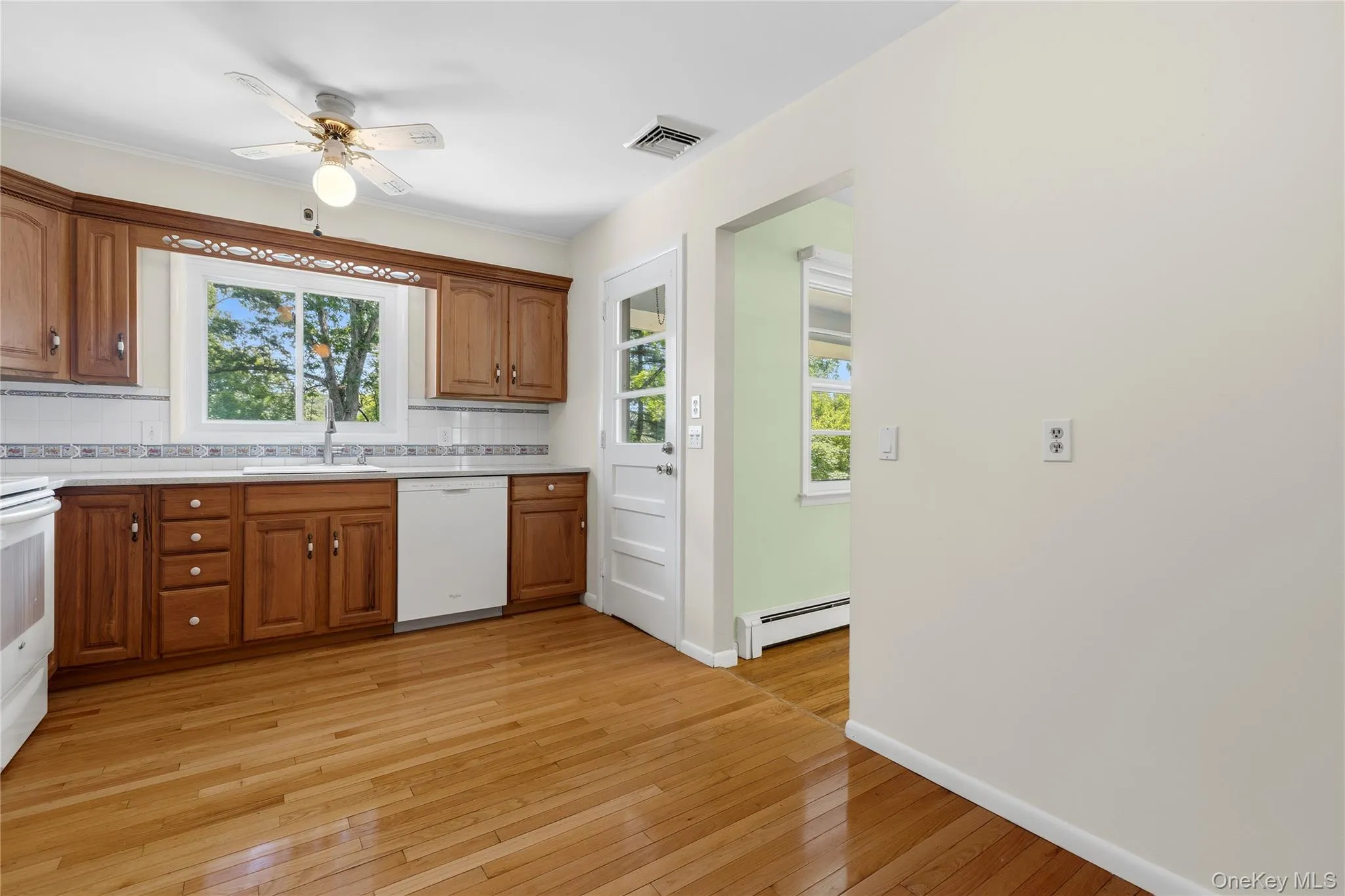110 Morningside Drive, Ossining, NY, 3 Bedrooms Bedrooms, 9 Rooms Rooms,2 BathroomsBathrooms,Residential,For Rent,Morningside,0,1008226 110 Morningside Drive, Ossining, NY, 3 Bedrooms Bedrooms, 9 Rooms Rooms,2 BathroomsBathrooms,Residential,For Rent,Morningside,0,1008226