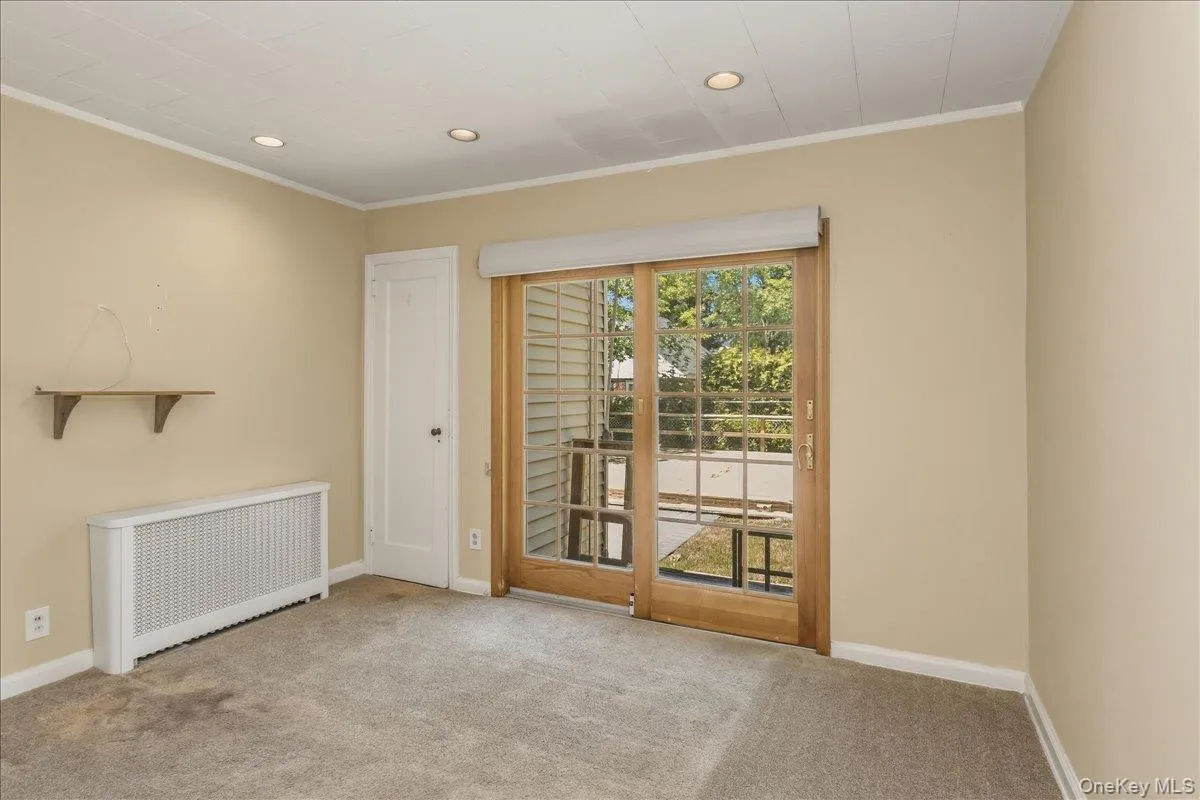 588 Adams Avenue, Hempstead, NY, 5 Bedrooms Bedrooms, 8 Rooms Rooms,2 BathroomsBathrooms,Residential,For Rent,Adams,0,1008228 588 Adams Avenue, Hempstead, NY, 5 Bedrooms Bedrooms, 8 Rooms Rooms,2 BathroomsBathrooms,Residential,For Rent,Adams,0,1008228