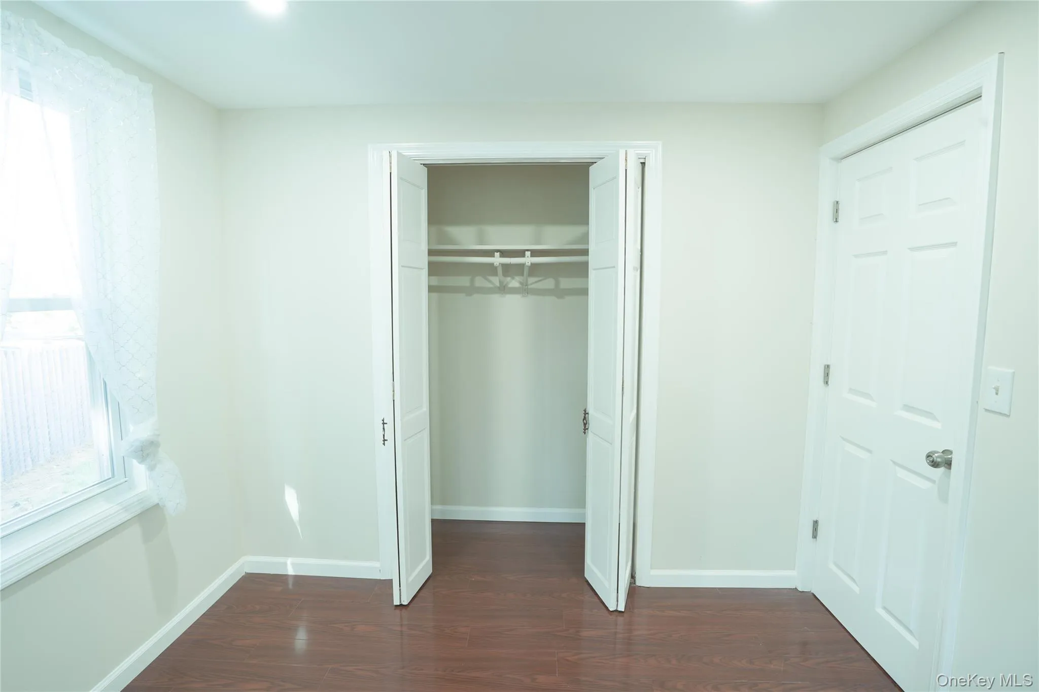 144 Carleton Avenue, Islip, NY, 6 Bedrooms Bedrooms, 13 Rooms Rooms,4 BathroomsBathrooms,Residential,For Rent,Carleton,0,1008234 144 Carleton Avenue, Islip, NY, 6 Bedrooms Bedrooms, 13 Rooms Rooms,4 BathroomsBathrooms,Residential,For Rent,Carleton,0,1008234