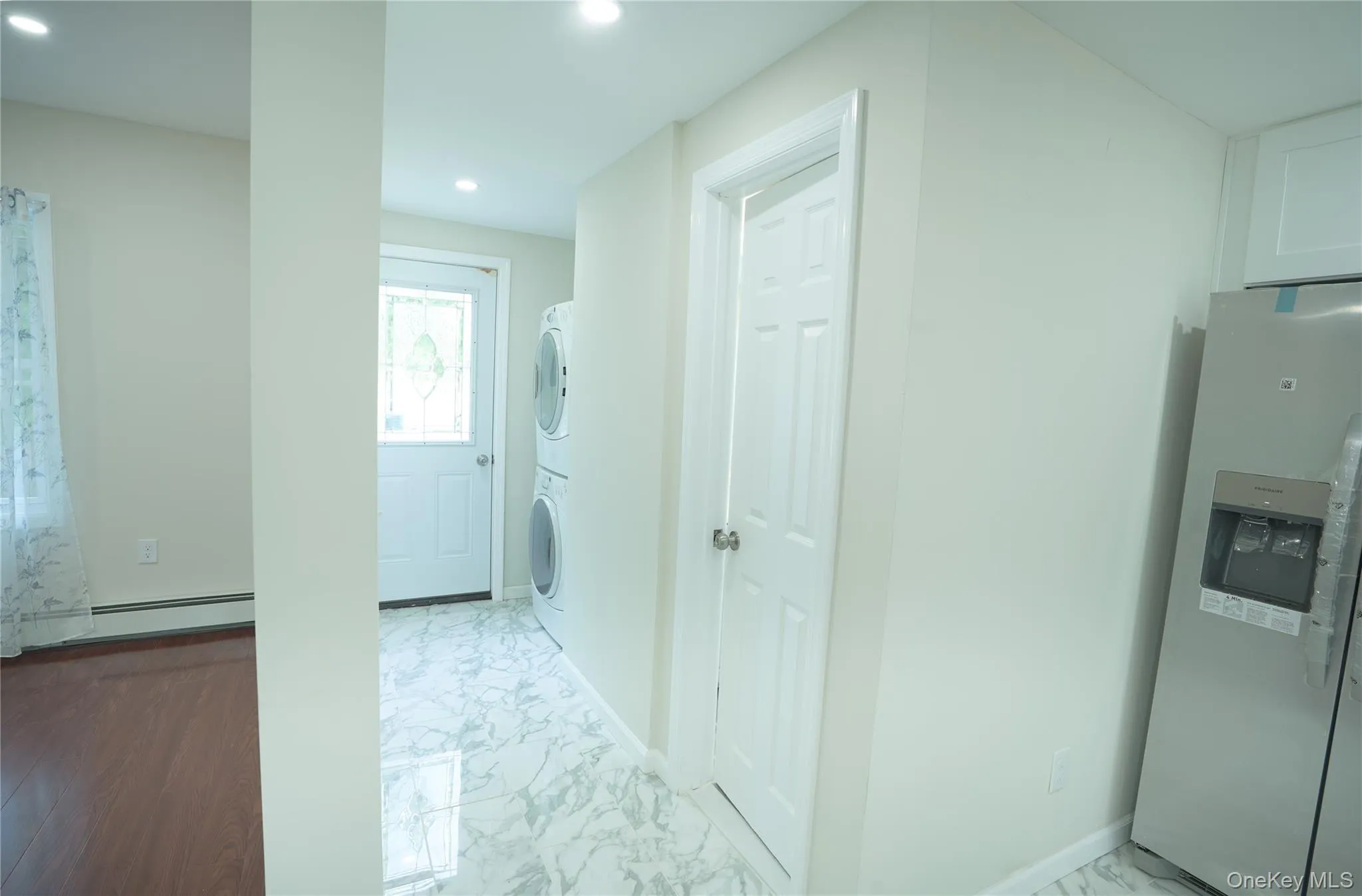144 Carleton Avenue, Islip, NY, 6 Bedrooms Bedrooms, 13 Rooms Rooms,4 BathroomsBathrooms,Residential,For Rent,Carleton,0,1008234 144 Carleton Avenue, Islip, NY, 6 Bedrooms Bedrooms, 13 Rooms Rooms,4 BathroomsBathrooms,Residential,For Rent,Carleton,0,1008234