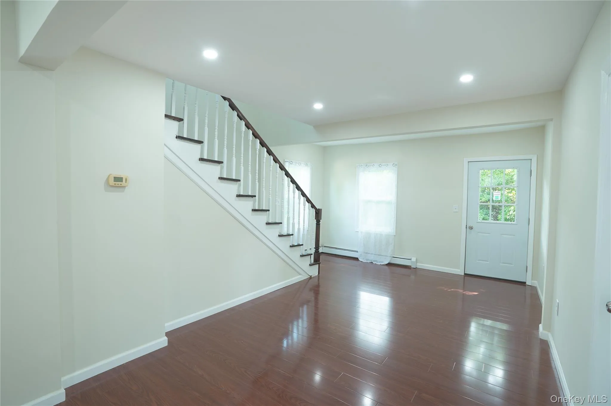 144 Carleton Avenue, Islip, NY, 6 Bedrooms Bedrooms, 13 Rooms Rooms,4 BathroomsBathrooms,Residential,For Rent,Carleton,0,1008234 144 Carleton Avenue, Islip, NY, 6 Bedrooms Bedrooms, 13 Rooms Rooms,4 BathroomsBathrooms,Residential,For Rent,Carleton,0,1008234