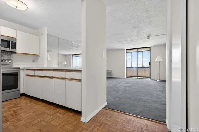 800 Willis Avenue, North Hempstead, NY, 1 Bedroom Bedrooms, 2 Rooms Rooms,1 BathroomBathrooms,Residential,For Rent,Willis,0,1008235 800 Willis Avenue, North Hempstead, NY, 1 Bedroom Bedrooms, 2 Rooms Rooms,1 BathroomBathrooms,Residential,For Rent,Willis,0,1008235
