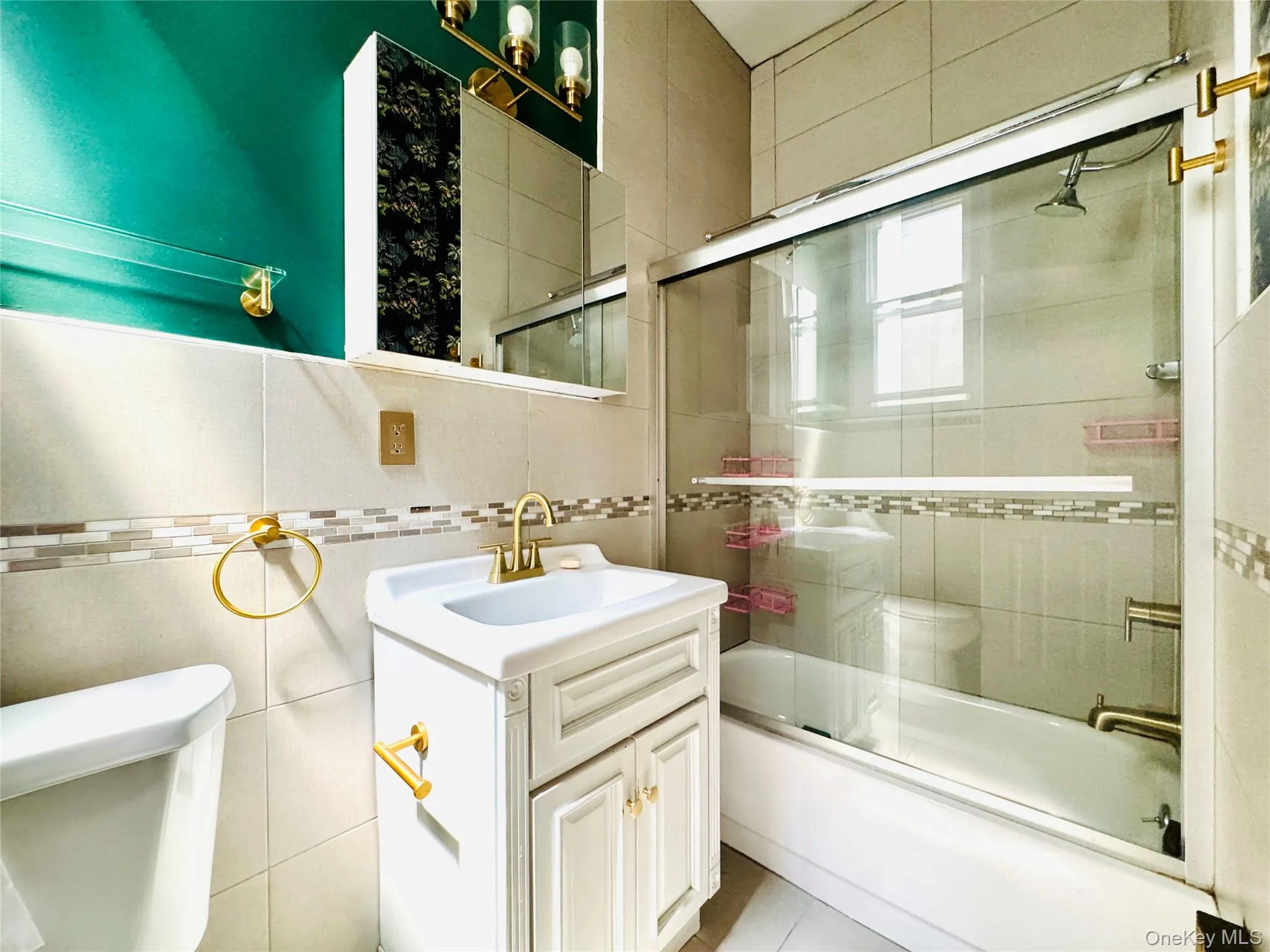 6008 78th Avenue, New York, NY, 3 Bedrooms Bedrooms, 5 Rooms Rooms,1 BathroomBathrooms,Residential Lease,For Rent,78th,0,1008236 6008 78th Avenue, New York, NY, 3 Bedrooms Bedrooms, 5 Rooms Rooms,1 BathroomBathrooms,Residential Lease,For Rent,78th,0,1008236