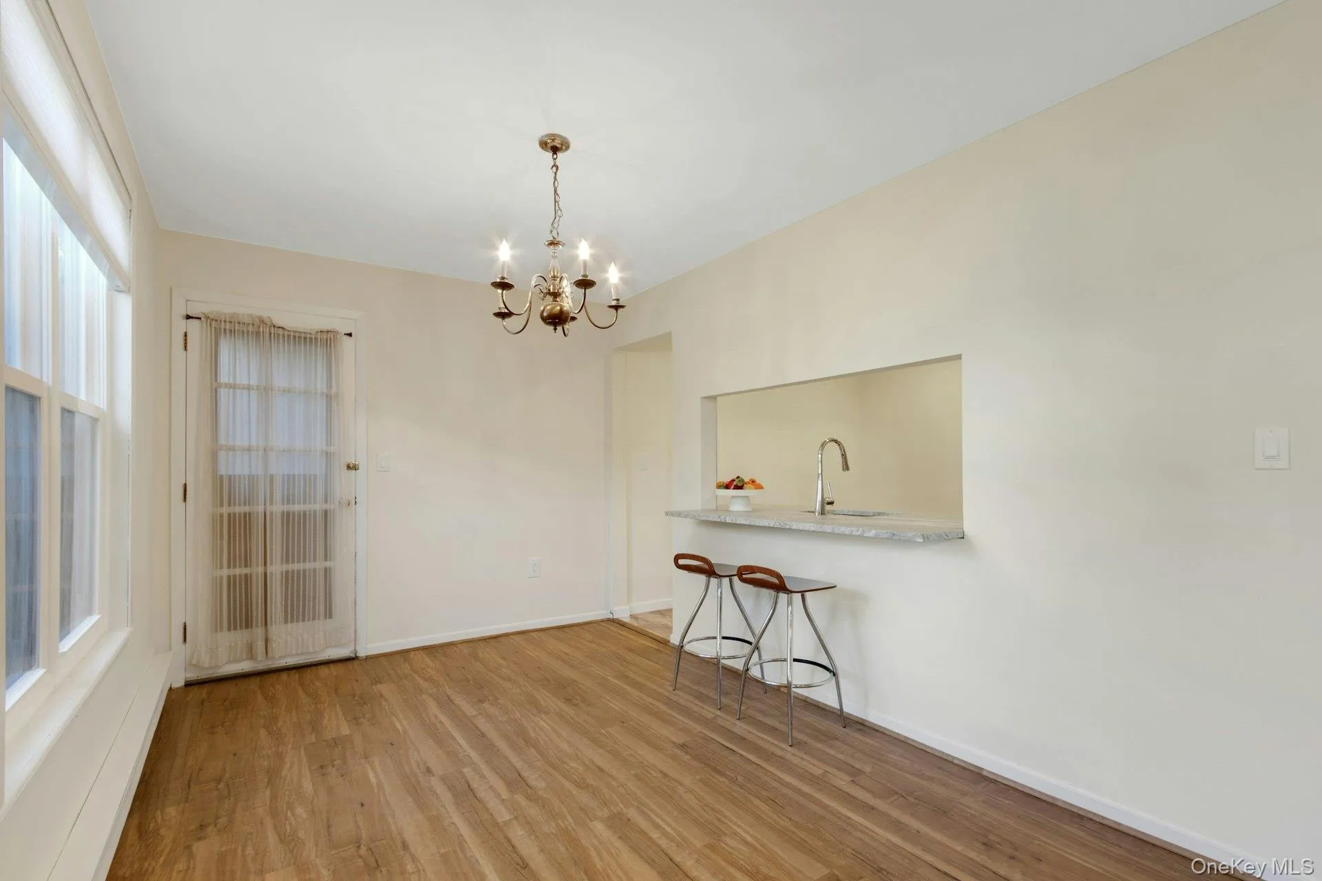 342 Sierra Vista Lane, Clarkstown, NY, 1 Bedroom Bedrooms, 2 Rooms Rooms,1 BathroomBathrooms,Residential,For Rent,Sierra Vista,0,1008238 342 Sierra Vista Lane, Clarkstown, NY, 1 Bedroom Bedrooms, 2 Rooms Rooms,1 BathroomBathrooms,Residential,For Rent,Sierra Vista,0,1008238