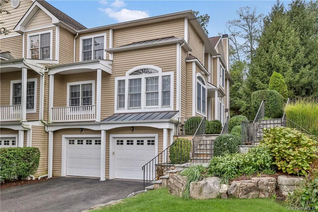 7 Hopkins Lane, North Castle, NY, 3 Bedrooms Bedrooms, 9 Rooms Rooms,3 BathroomsBathrooms,Residential Lease,For Rent,Hopkins,0,1008240 7 Hopkins Lane, North Castle, NY, 3 Bedrooms Bedrooms, 9 Rooms Rooms,3 BathroomsBathrooms,Residential Lease,For Rent,Hopkins,0,1008240