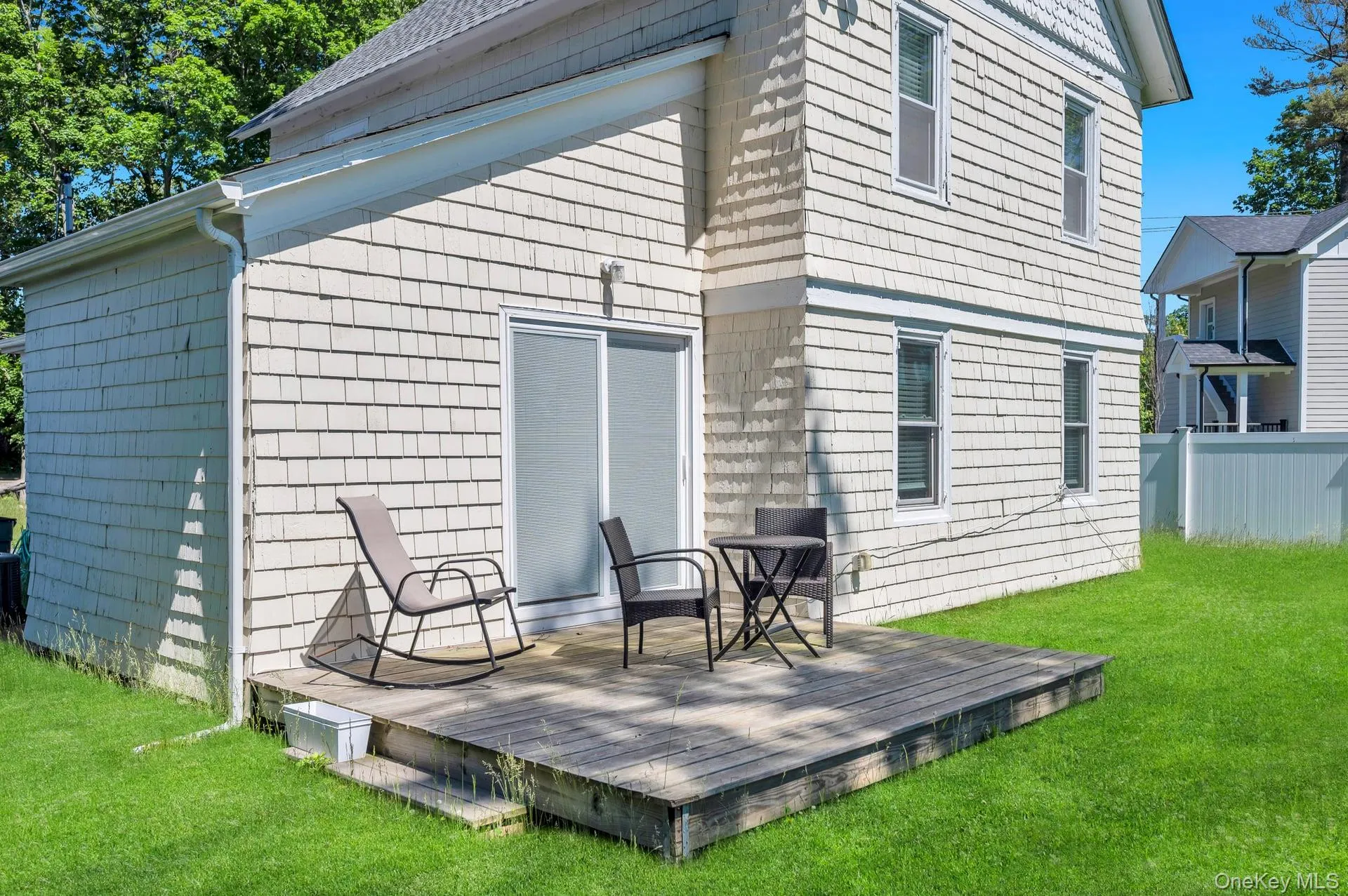 5 Hawkins Avenue, Smithtown, NY, 3 Bedrooms Bedrooms, 6 Rooms Rooms,2 BathroomsBathrooms,Residential,For Rent,Hawkins,0,1008241 5 Hawkins Avenue, Smithtown, NY, 3 Bedrooms Bedrooms, 6 Rooms Rooms,2 BathroomsBathrooms,Residential,For Rent,Hawkins,0,1008241