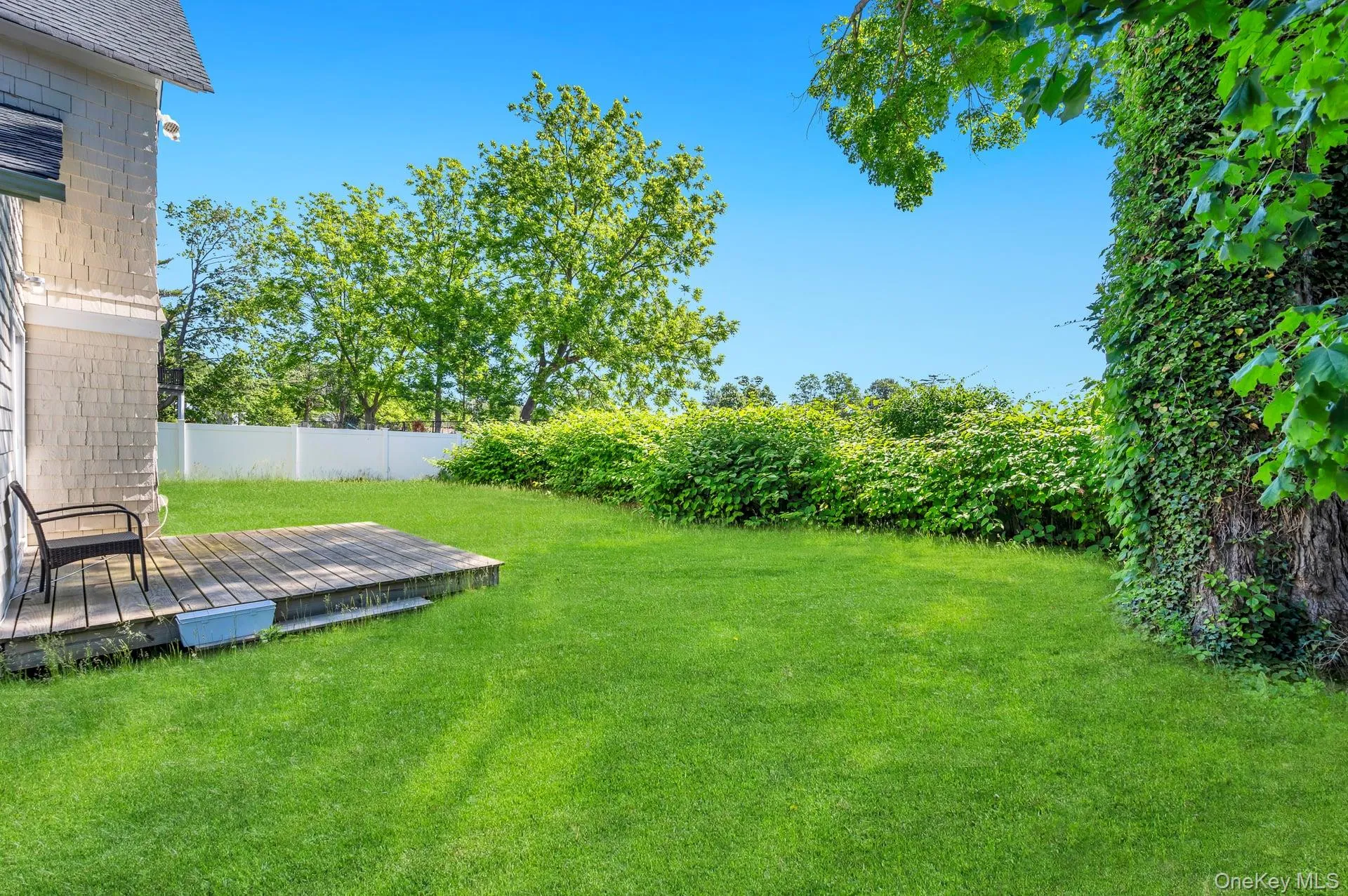 5 Hawkins Avenue, Smithtown, NY, 3 Bedrooms Bedrooms, 6 Rooms Rooms,2 BathroomsBathrooms,Residential,For Rent,Hawkins,0,1008241 5 Hawkins Avenue, Smithtown, NY, 3 Bedrooms Bedrooms, 6 Rooms Rooms,2 BathroomsBathrooms,Residential,For Rent,Hawkins,0,1008241