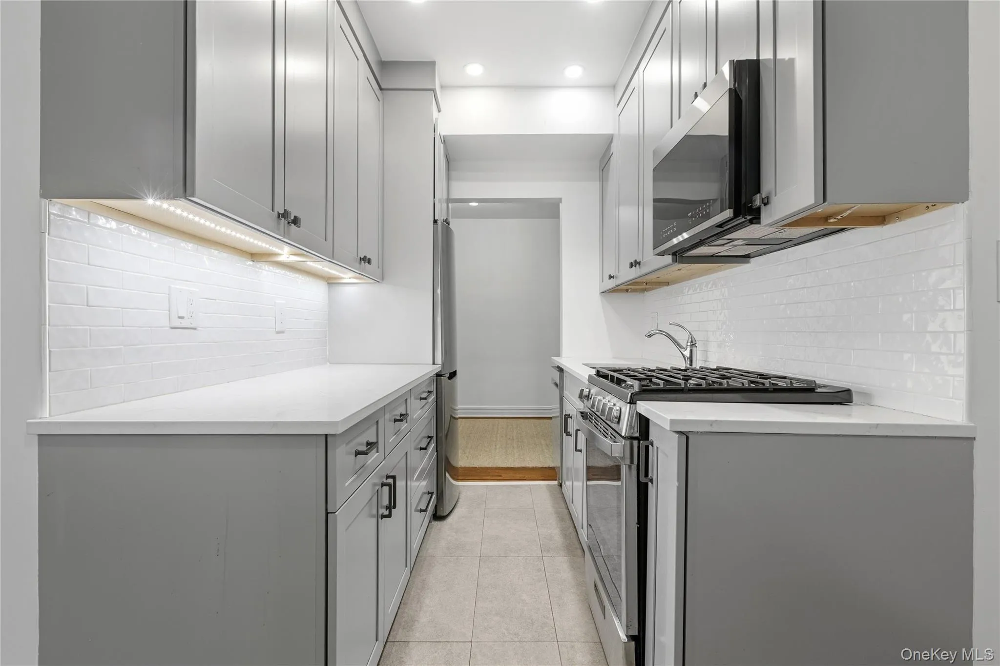 824 Palmer Road, Yonkers, NY, 1 Bedroom Bedrooms, 4 Rooms Rooms,1 BathroomBathrooms,Residential,For Rent,Palmer,0,1008242 824 Palmer Road, Yonkers, NY, 1 Bedroom Bedrooms, 4 Rooms Rooms,1 BathroomBathrooms,Residential,For Rent,Palmer,0,1008242