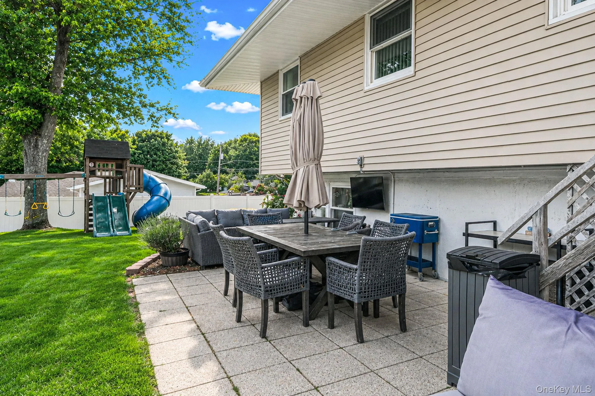 16 Lynx Lane, Brookhaven, NY, 3 Bedrooms Bedrooms, 6 Rooms Rooms,1 BathroomBathrooms,Residential,For Rent,Lynx,0,1008243 16 Lynx Lane, Brookhaven, NY, 3 Bedrooms Bedrooms, 6 Rooms Rooms,1 BathroomBathrooms,Residential,For Rent,Lynx,0,1008243