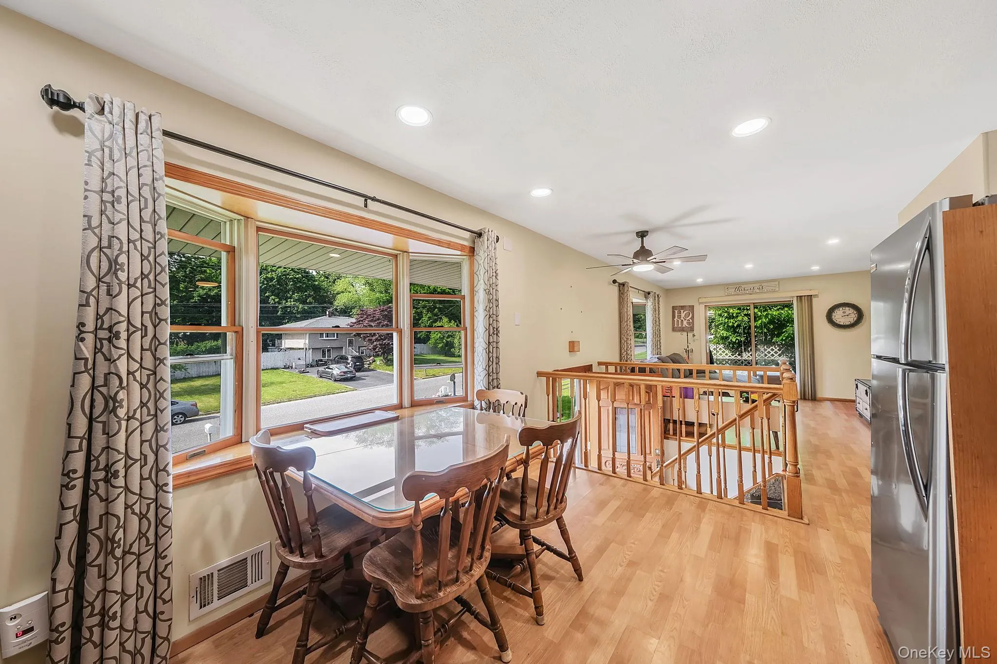 16 Lynx Lane, Brookhaven, NY, 3 Bedrooms Bedrooms, 6 Rooms Rooms,1 BathroomBathrooms,Residential,For Rent,Lynx,0,1008243 16 Lynx Lane, Brookhaven, NY, 3 Bedrooms Bedrooms, 6 Rooms Rooms,1 BathroomBathrooms,Residential,For Rent,Lynx,0,1008243