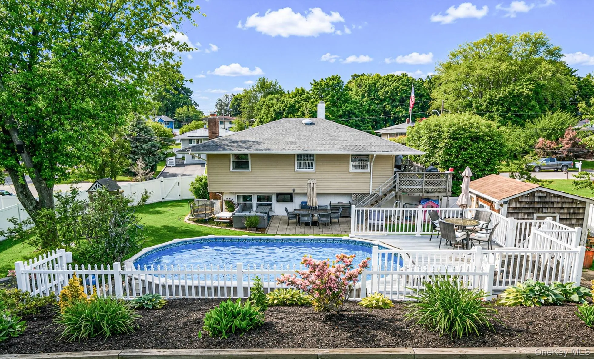16 Lynx Lane, Brookhaven, NY, 3 Bedrooms Bedrooms, 6 Rooms Rooms,1 BathroomBathrooms,Residential,For Rent,Lynx,0,1008243 16 Lynx Lane, Brookhaven, NY, 3 Bedrooms Bedrooms, 6 Rooms Rooms,1 BathroomBathrooms,Residential,For Rent,Lynx,0,1008243