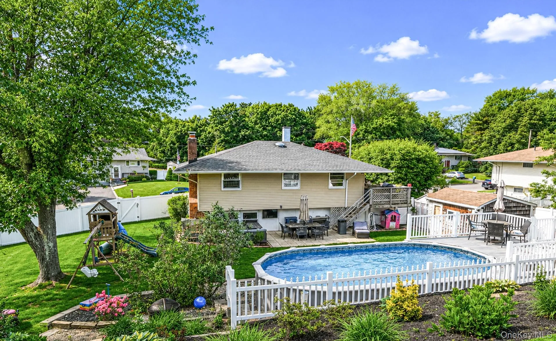 16 Lynx Lane, Brookhaven, NY, 3 Bedrooms Bedrooms, 6 Rooms Rooms,1 BathroomBathrooms,Residential,For Rent,Lynx,0,1008243 16 Lynx Lane, Brookhaven, NY, 3 Bedrooms Bedrooms, 6 Rooms Rooms,1 BathroomBathrooms,Residential,For Rent,Lynx,0,1008243