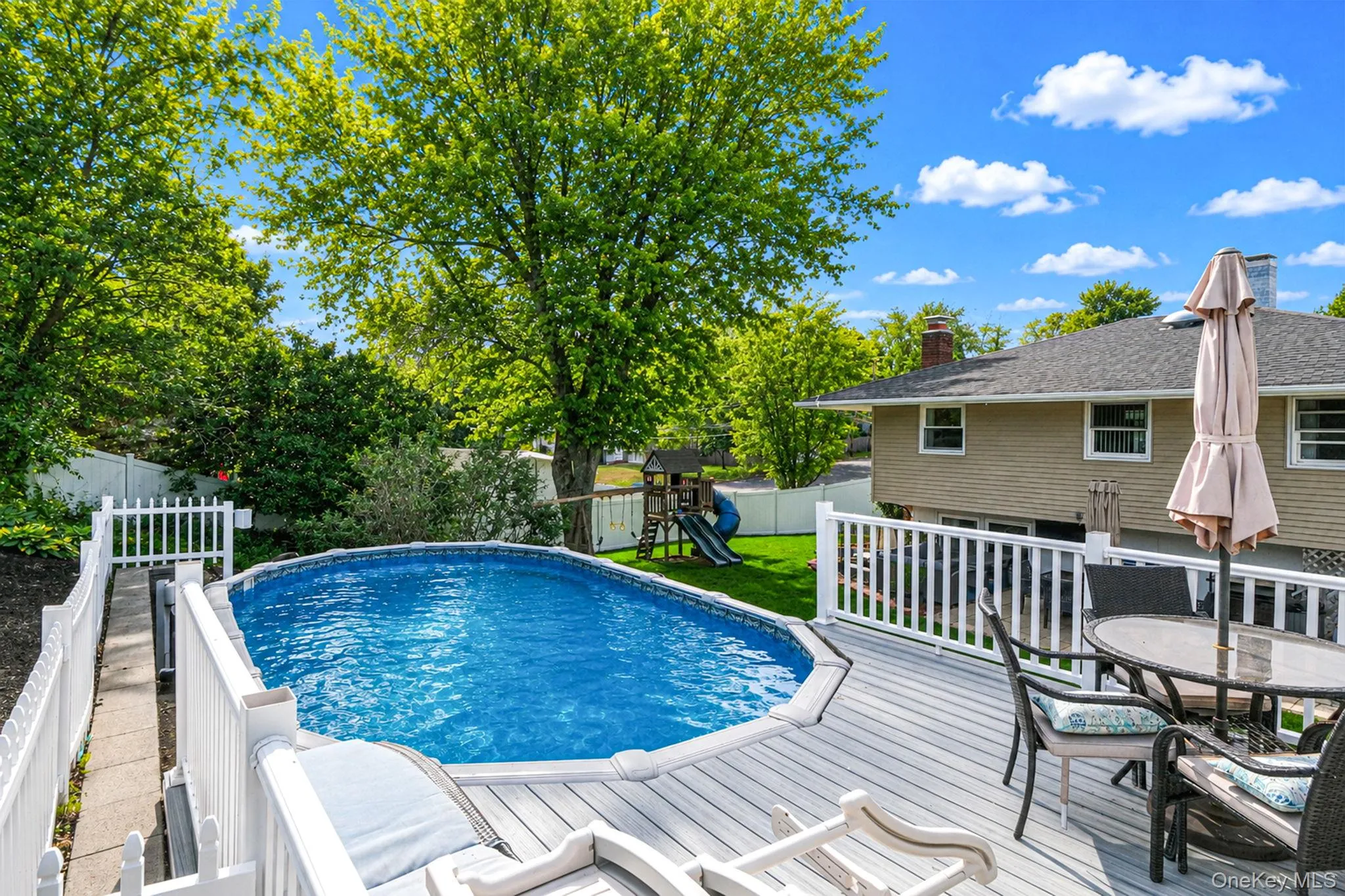 16 Lynx Lane, Brookhaven, NY, 3 Bedrooms Bedrooms, 6 Rooms Rooms,1 BathroomBathrooms,Residential,For Rent,Lynx,0,1008243 16 Lynx Lane, Brookhaven, NY, 3 Bedrooms Bedrooms, 6 Rooms Rooms,1 BathroomBathrooms,Residential,For Rent,Lynx,0,1008243