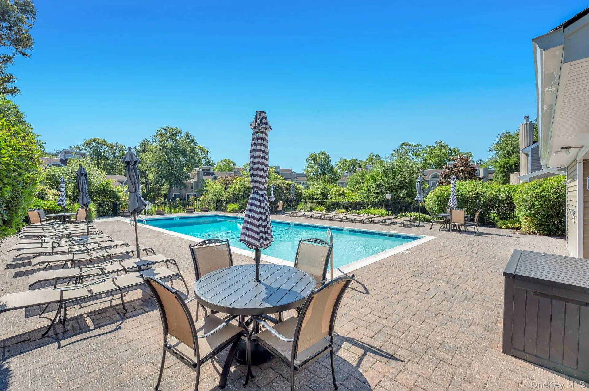 83 Kristin Lane, Smithtown, NY, 2 Bedrooms Bedrooms, 5 Rooms Rooms,2 BathroomsBathrooms,Residential,For Rent,Kristin,0,1008248 83 Kristin Lane, Smithtown, NY, 2 Bedrooms Bedrooms, 5 Rooms Rooms,2 BathroomsBathrooms,Residential,For Rent,Kristin,0,1008248