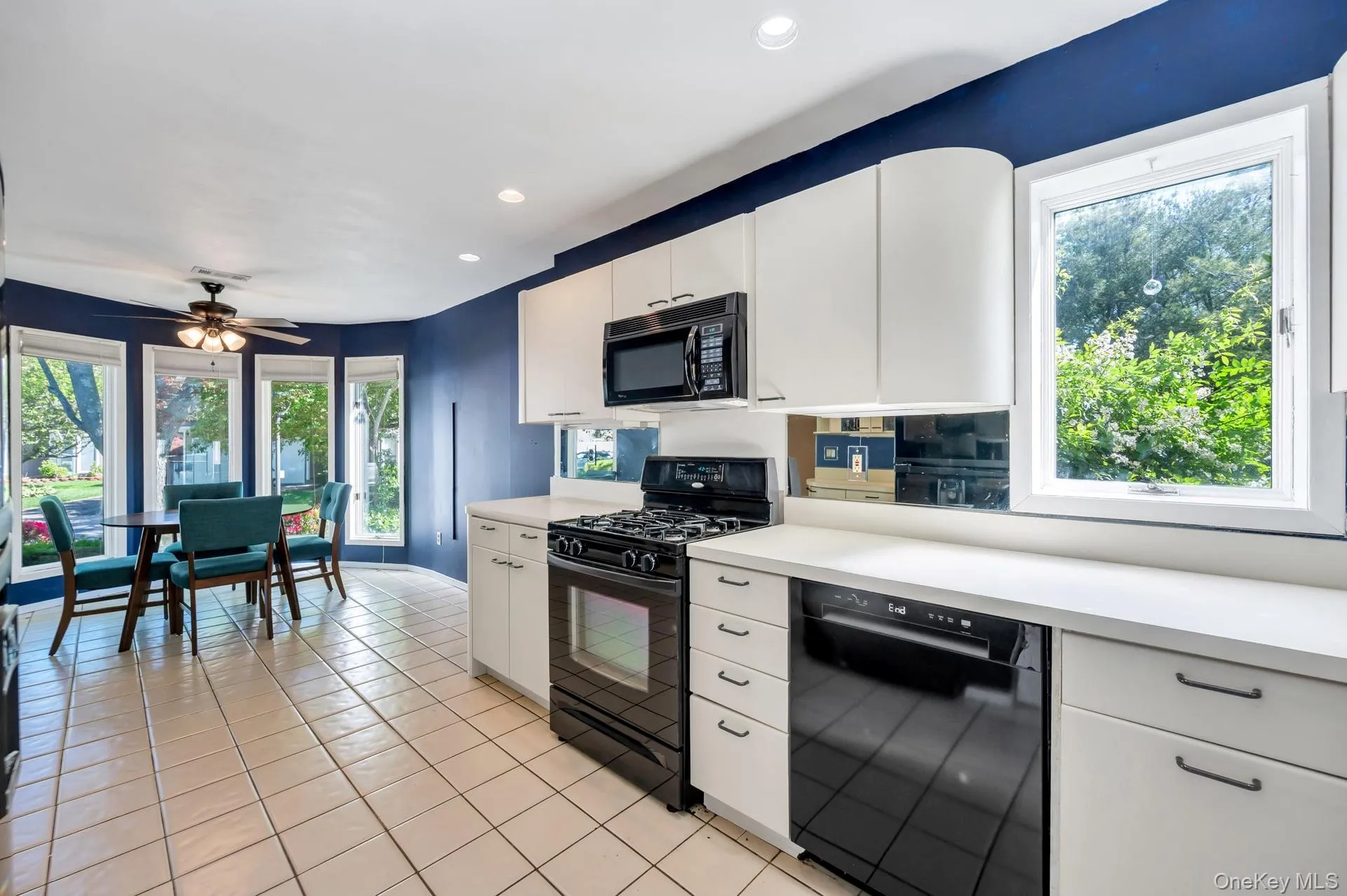 83 Kristin Lane, Smithtown, NY, 2 Bedrooms Bedrooms, 5 Rooms Rooms,2 BathroomsBathrooms,Residential,For Rent,Kristin,0,1008248 83 Kristin Lane, Smithtown, NY, 2 Bedrooms Bedrooms, 5 Rooms Rooms,2 BathroomsBathrooms,Residential,For Rent,Kristin,0,1008248