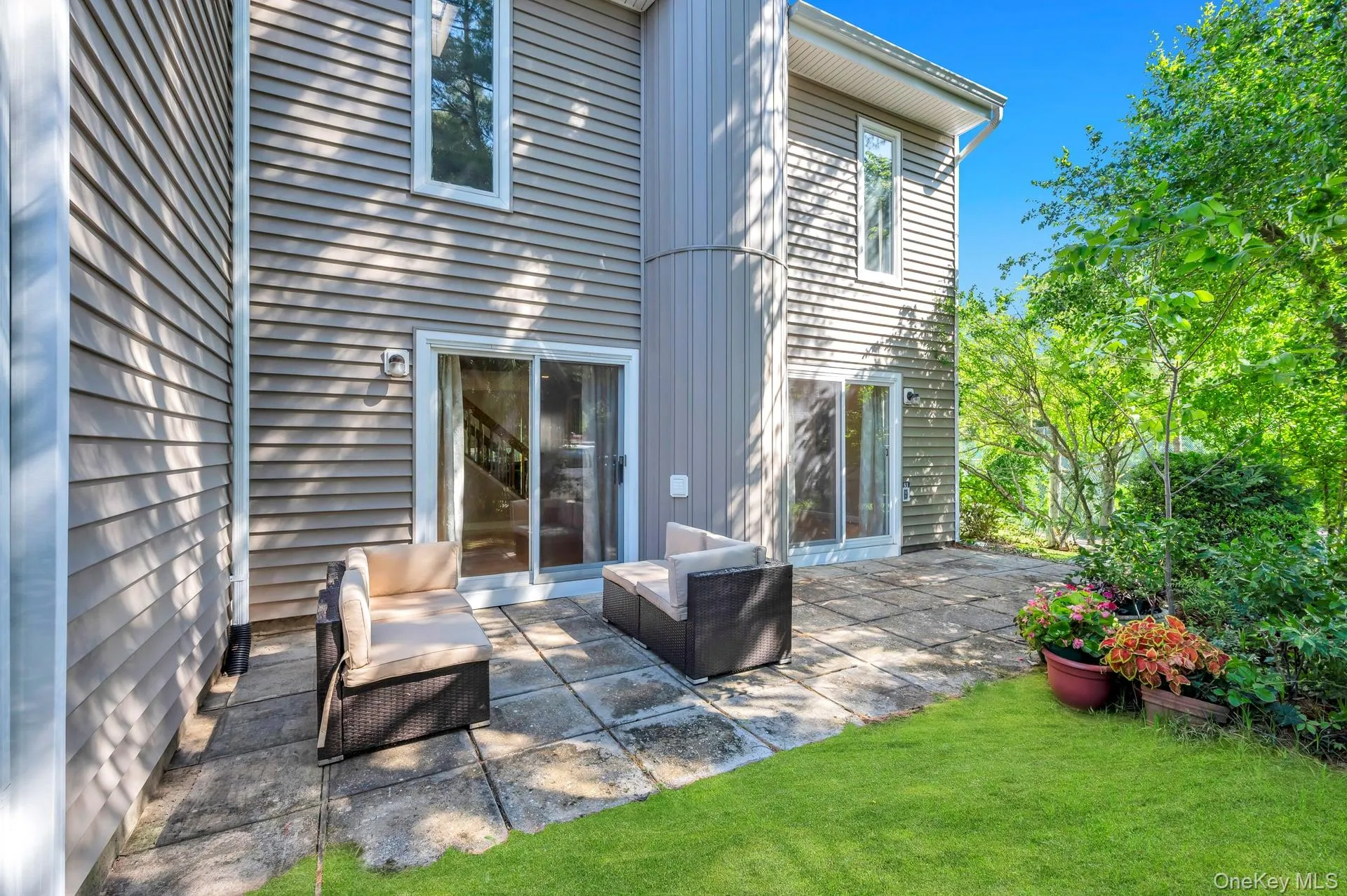 83 Kristin Lane, Smithtown, NY, 2 Bedrooms Bedrooms, 5 Rooms Rooms,2 BathroomsBathrooms,Residential,For Rent,Kristin,0,1008248 83 Kristin Lane, Smithtown, NY, 2 Bedrooms Bedrooms, 5 Rooms Rooms,2 BathroomsBathrooms,Residential,For Rent,Kristin,0,1008248