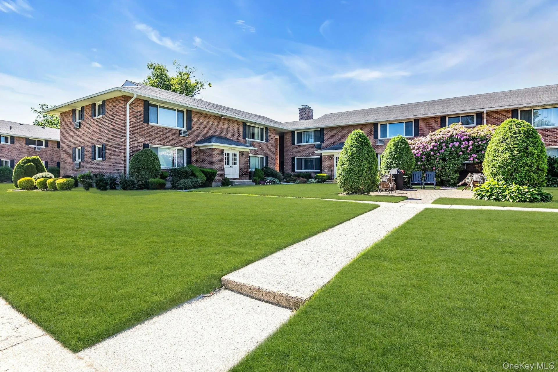 294 Edmunton Drive, Babylon, NY, 1 Bedroom Bedrooms, 3 Rooms Rooms,1 BathroomBathrooms,Residential,For Rent,Edmunton Drive,0,1008250 294 Edmunton Drive, Babylon, NY, 1 Bedroom Bedrooms, 3 Rooms Rooms,1 BathroomBathrooms,Residential,For Rent,Edmunton Drive,0,1008250