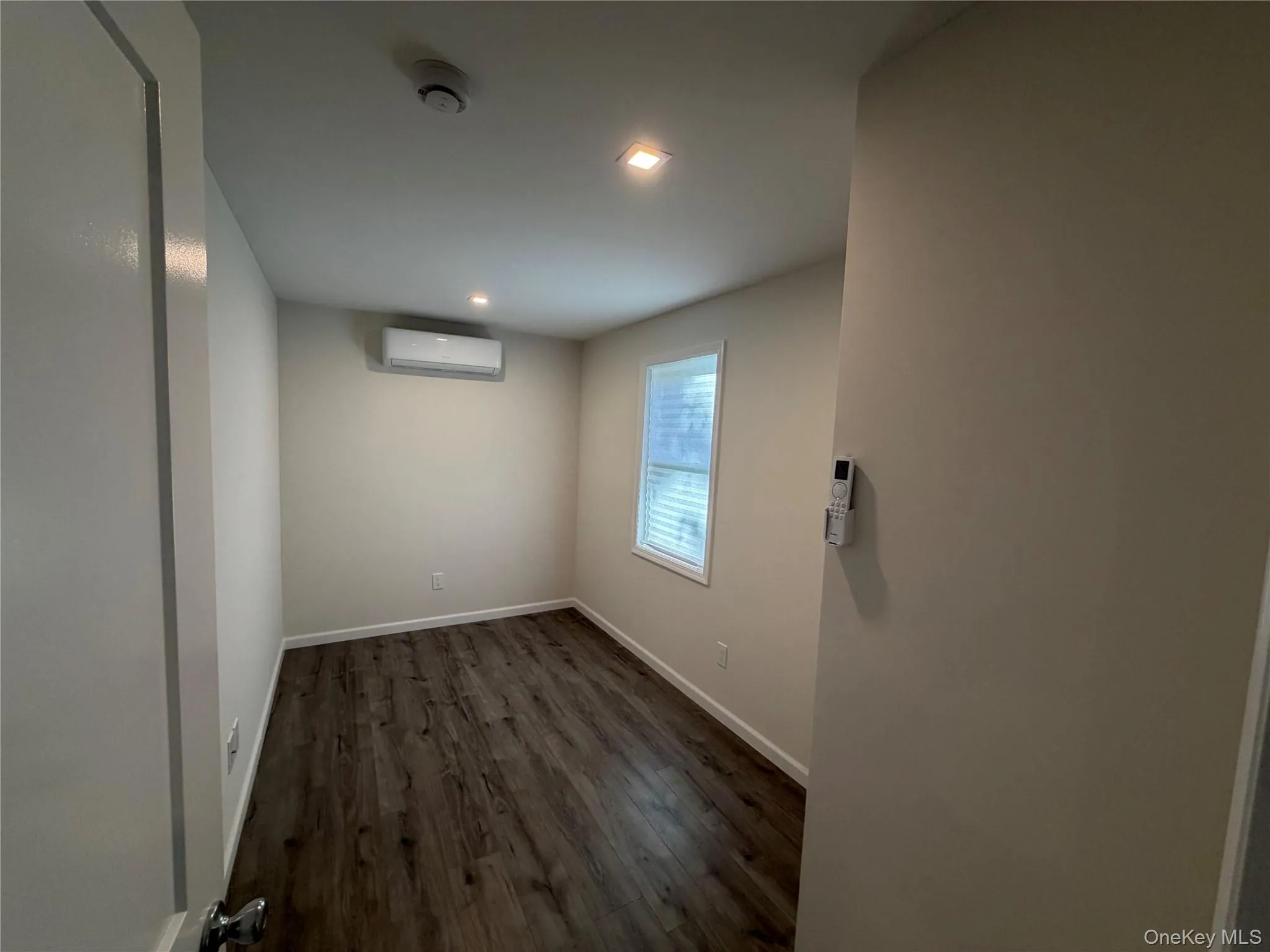 2nd bedroom 2nd bedroom