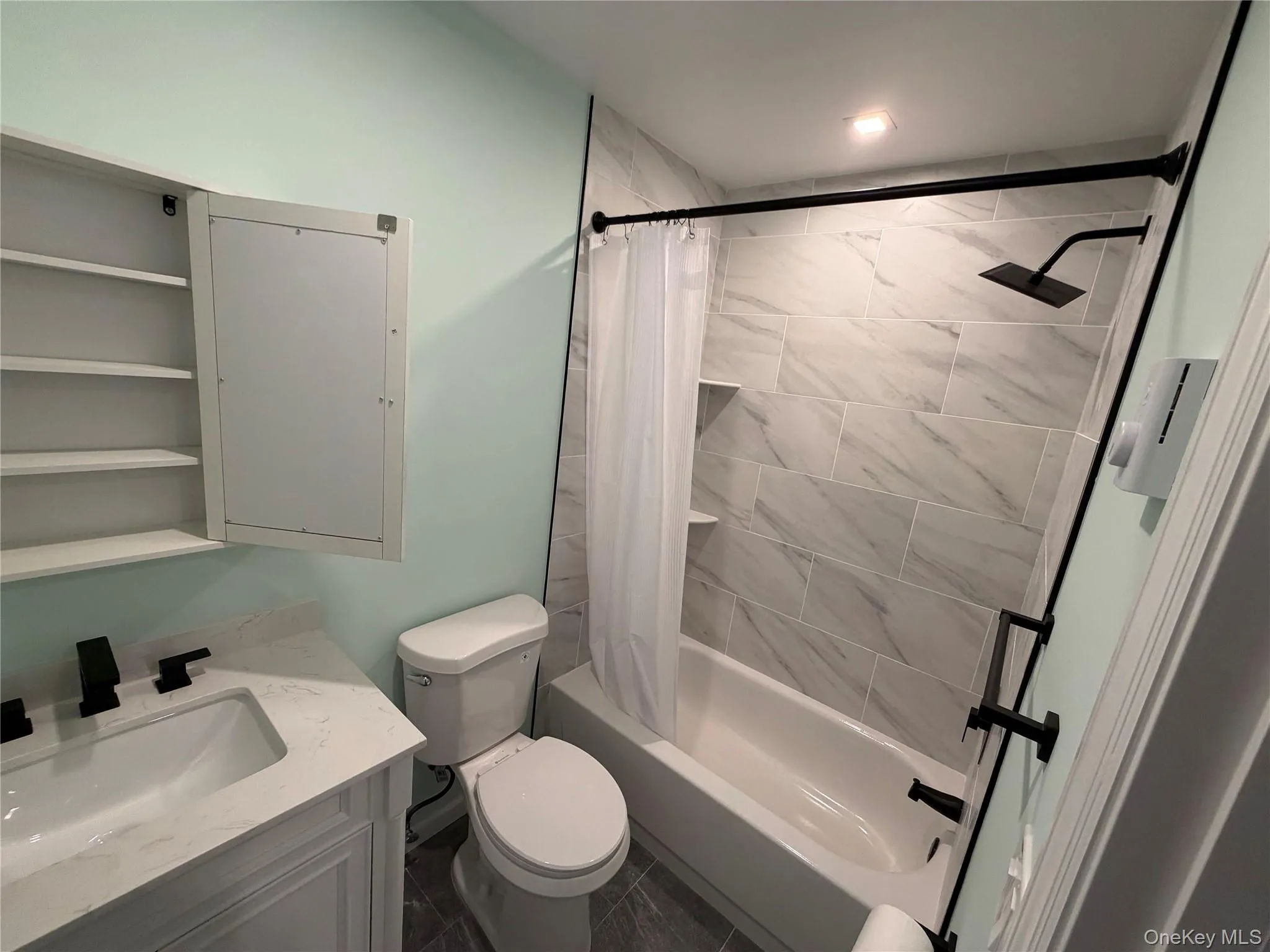 40 Fulton Avenue, Brookhaven, NY, 2 Bedrooms Bedrooms, 5 Rooms Rooms,2 BathroomsBathrooms,Residential,For Rent,Fulton,0,1008256 40 Fulton Avenue, Brookhaven, NY, 2 Bedrooms Bedrooms, 5 Rooms Rooms,2 BathroomsBathrooms,Residential,For Rent,Fulton,0,1008256