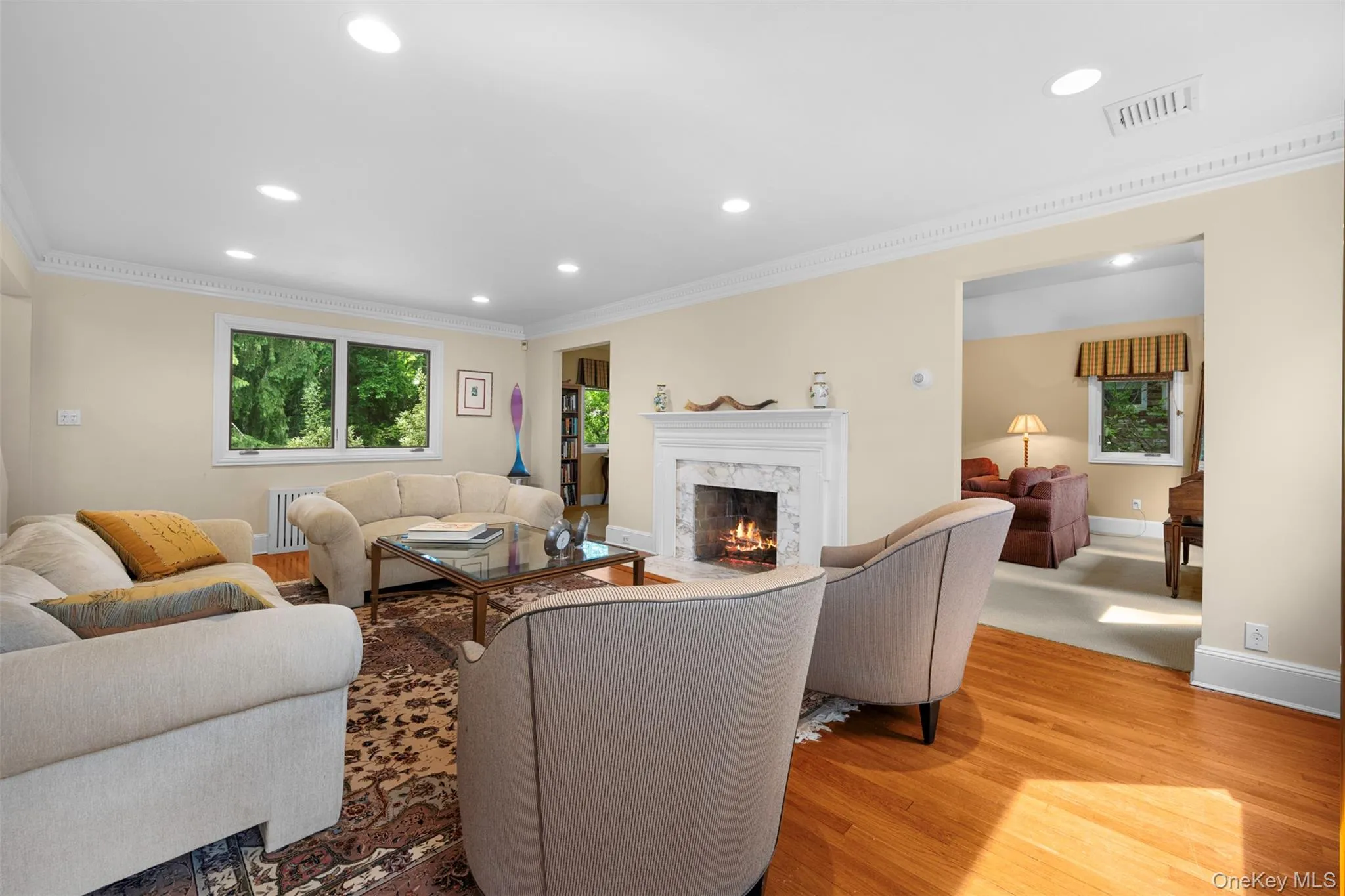 42 Old Pond Road, North Hempstead, NY, 3 Bedrooms Bedrooms, 8 Rooms Rooms,3 BathroomsBathrooms,Residential,For Rent,Old Pond,0,KEY1008261 42 Old Pond Road, North Hempstead, NY, 3 Bedrooms Bedrooms, 8 Rooms Rooms,3 BathroomsBathrooms,Residential,For Rent,Old Pond,0,KEY1008261