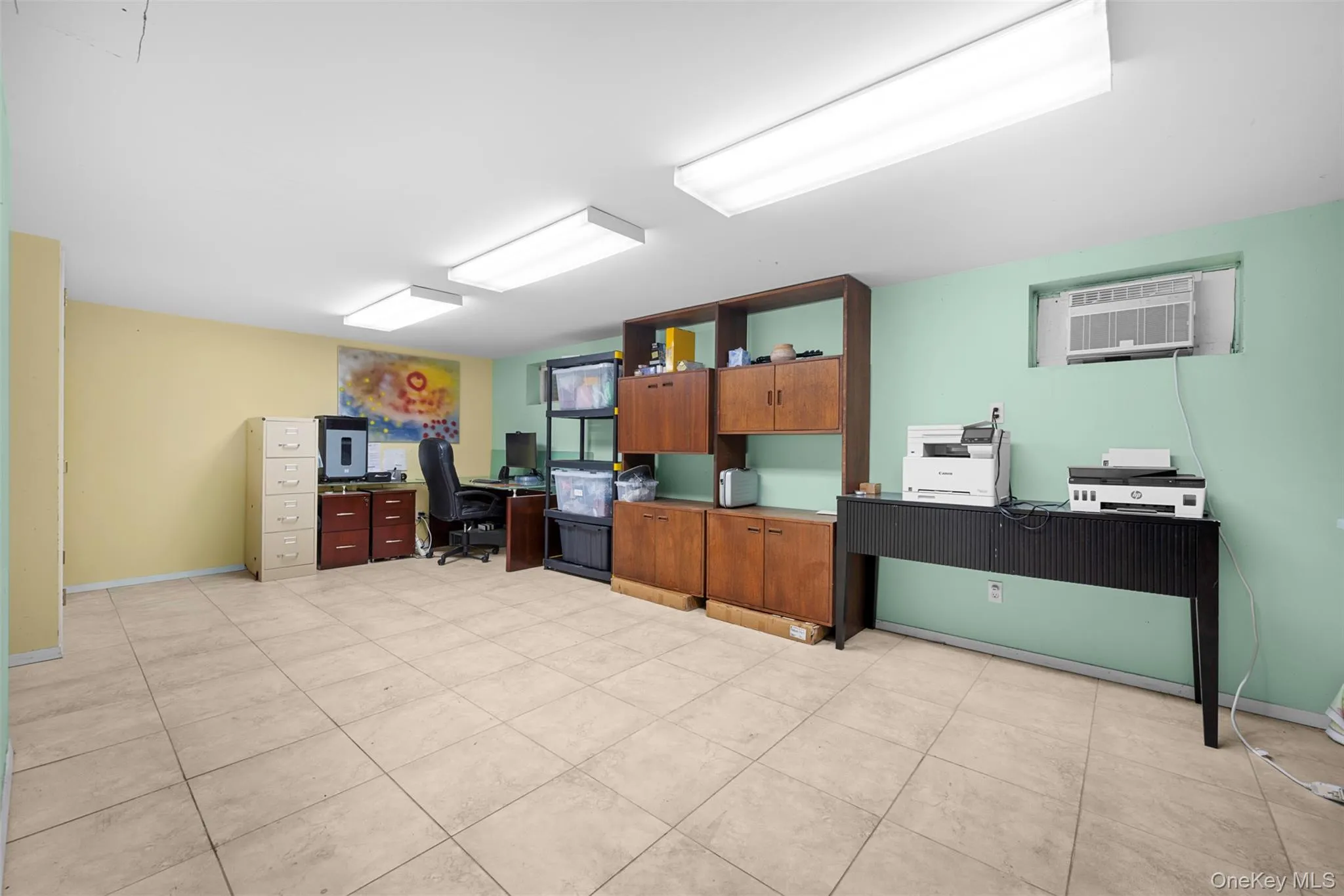 42 Old Pond Road, North Hempstead, NY, 3 Bedrooms Bedrooms, 8 Rooms Rooms,3 BathroomsBathrooms,Residential,For Rent,Old Pond,0,KEY1008261 42 Old Pond Road, North Hempstead, NY, 3 Bedrooms Bedrooms, 8 Rooms Rooms,3 BathroomsBathrooms,Residential,For Rent,Old Pond,0,KEY1008261