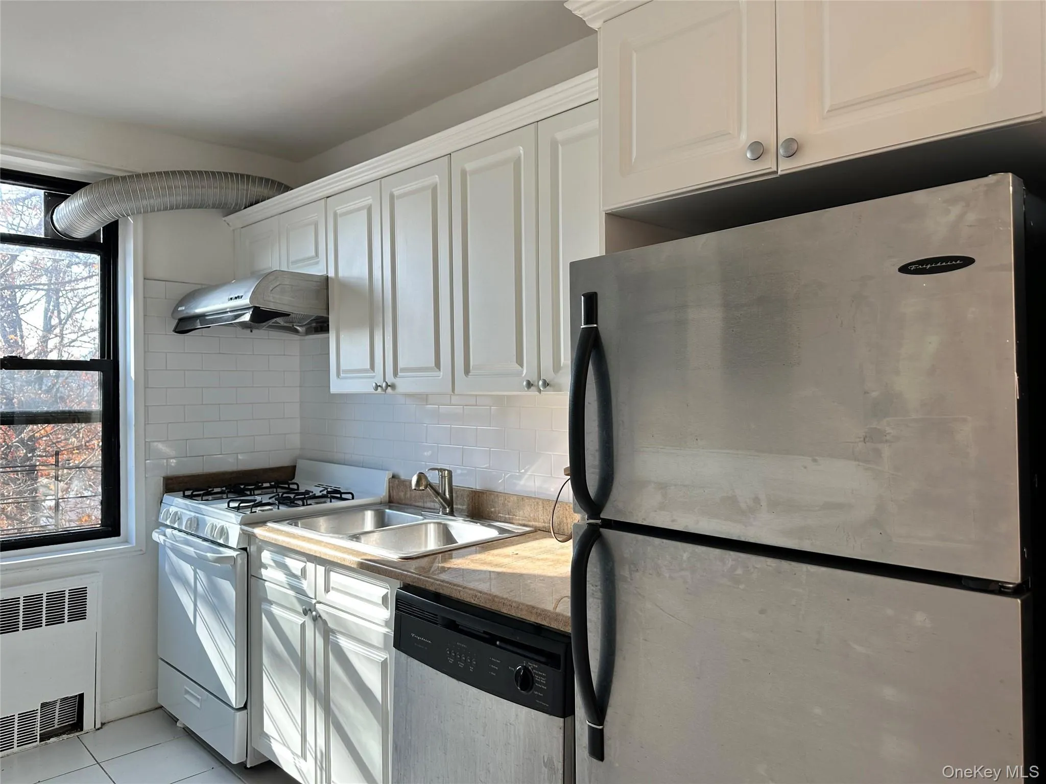 150-29 72 Rd, New York, NY, 1 Bedroom Bedrooms, 3 Rooms Rooms,1 BathroomBathrooms,Residential,For Rent,72 Rd,0,1008265 150-29 72 Rd, New York, NY, 1 Bedroom Bedrooms, 3 Rooms Rooms,1 BathroomBathrooms,Residential,For Rent,72 Rd,0,1008265