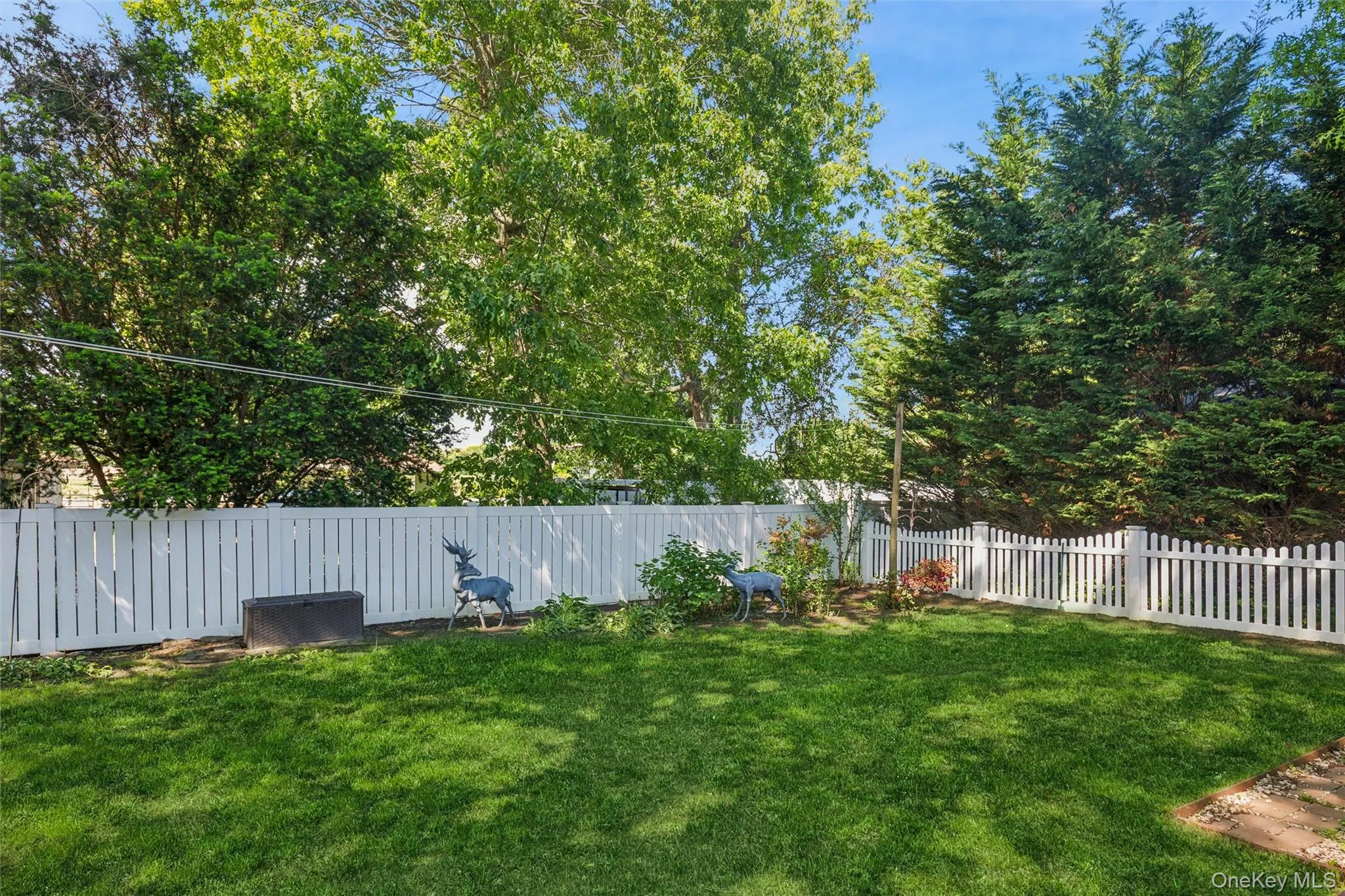 17 Joyce Drive, Riverhead, NY, 4 Bedrooms Bedrooms, 10 Rooms Rooms,2 BathroomsBathrooms,Residential,For Rent,Joyce,0,1008268 17 Joyce Drive, Riverhead, NY, 4 Bedrooms Bedrooms, 10 Rooms Rooms,2 BathroomsBathrooms,Residential,For Rent,Joyce,0,1008268