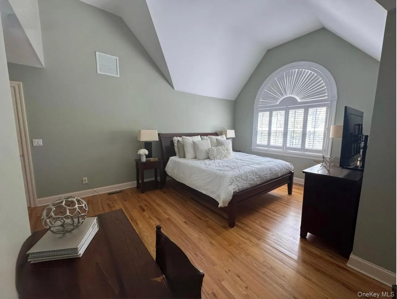 4 Bennett Drive, Southampton, NY, 4 Bedrooms Bedrooms, 8 Rooms Rooms,3 BathroomsBathrooms,Residential Lease,For Rent,Bennett,0,1008269 4 Bennett Drive, Southampton, NY, 4 Bedrooms Bedrooms, 8 Rooms Rooms,3 BathroomsBathrooms,Residential Lease,For Rent,Bennett,0,1008269