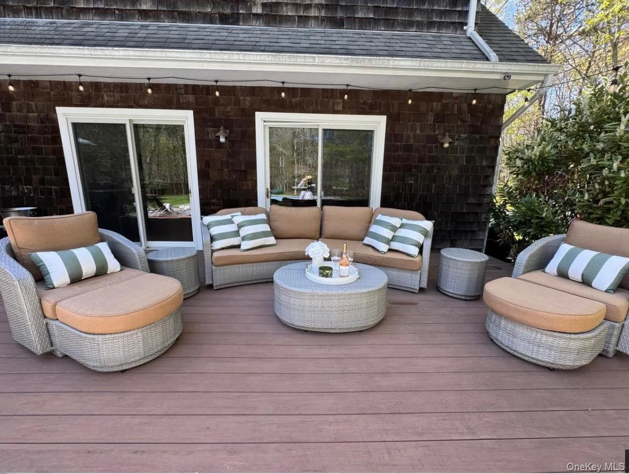 4 Bennett Drive, Southampton, NY, 4 Bedrooms Bedrooms, 8 Rooms Rooms,3 BathroomsBathrooms,Residential Lease,For Rent,Bennett,0,1008269 4 Bennett Drive, Southampton, NY, 4 Bedrooms Bedrooms, 8 Rooms Rooms,3 BathroomsBathrooms,Residential Lease,For Rent,Bennett,0,1008269