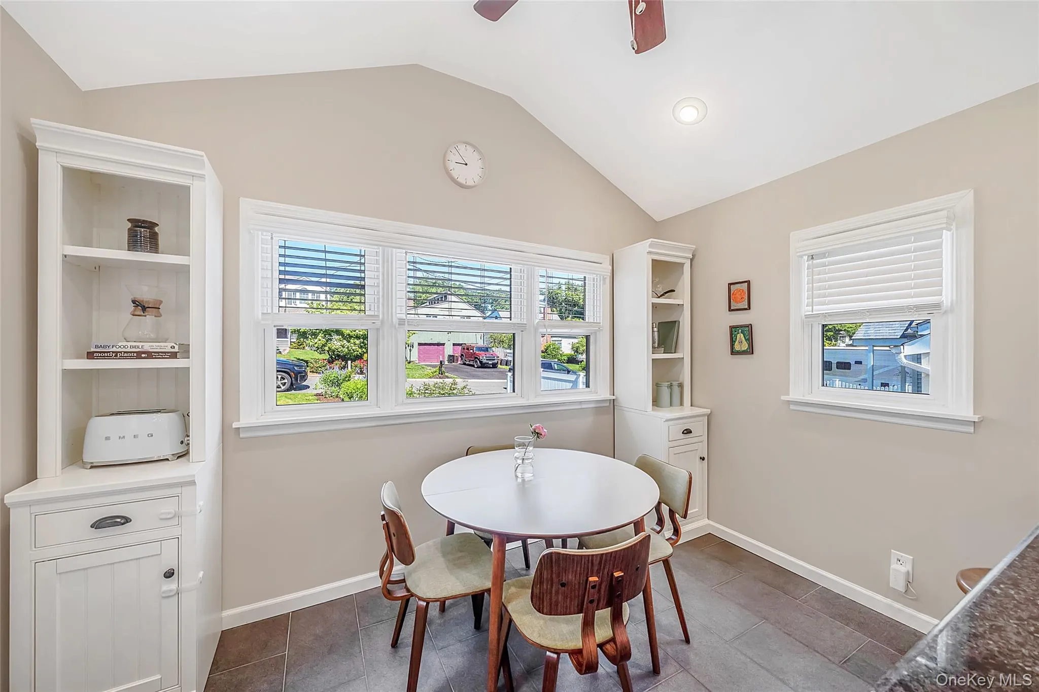 7 Spruce Drive, Huntington, NY, 3 Bedrooms Bedrooms, 7 Rooms Rooms,2 BathroomsBathrooms,Residential,For Rent,Spruce,0,1008270 7 Spruce Drive, Huntington, NY, 3 Bedrooms Bedrooms, 7 Rooms Rooms,2 BathroomsBathrooms,Residential,For Rent,Spruce,0,1008270