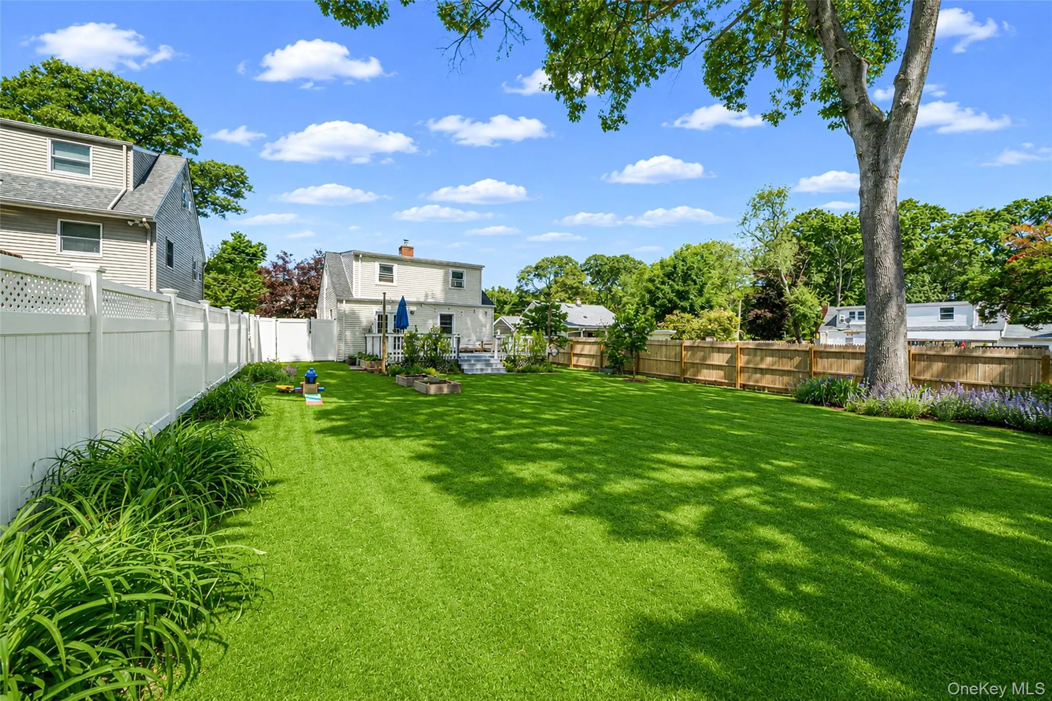 7 Spruce Drive, Huntington, NY, 3 Bedrooms Bedrooms, 7 Rooms Rooms,2 BathroomsBathrooms,Residential,For Rent,Spruce,0,1008270 7 Spruce Drive, Huntington, NY, 3 Bedrooms Bedrooms, 7 Rooms Rooms,2 BathroomsBathrooms,Residential,For Rent,Spruce,0,1008270
