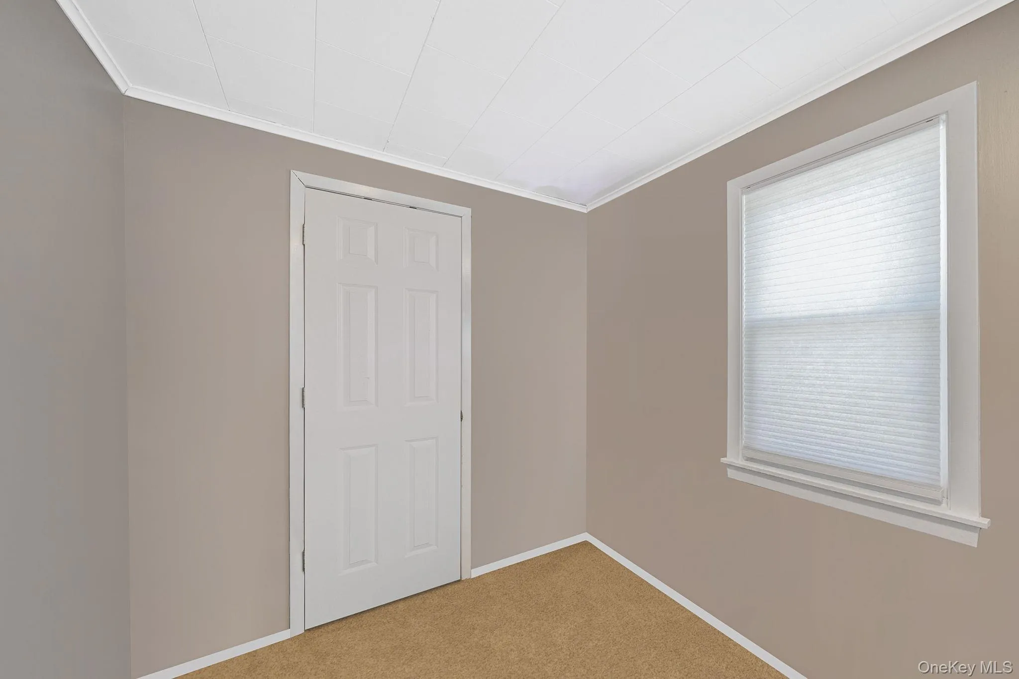 1406 Coates Avenue, Islip, NY, 2 Bedrooms Bedrooms, 5 Rooms Rooms,1 BathroomBathrooms,Residential,For Rent,Coates,0,1008272 1406 Coates Avenue, Islip, NY, 2 Bedrooms Bedrooms, 5 Rooms Rooms,1 BathroomBathrooms,Residential,For Rent,Coates,0,1008272