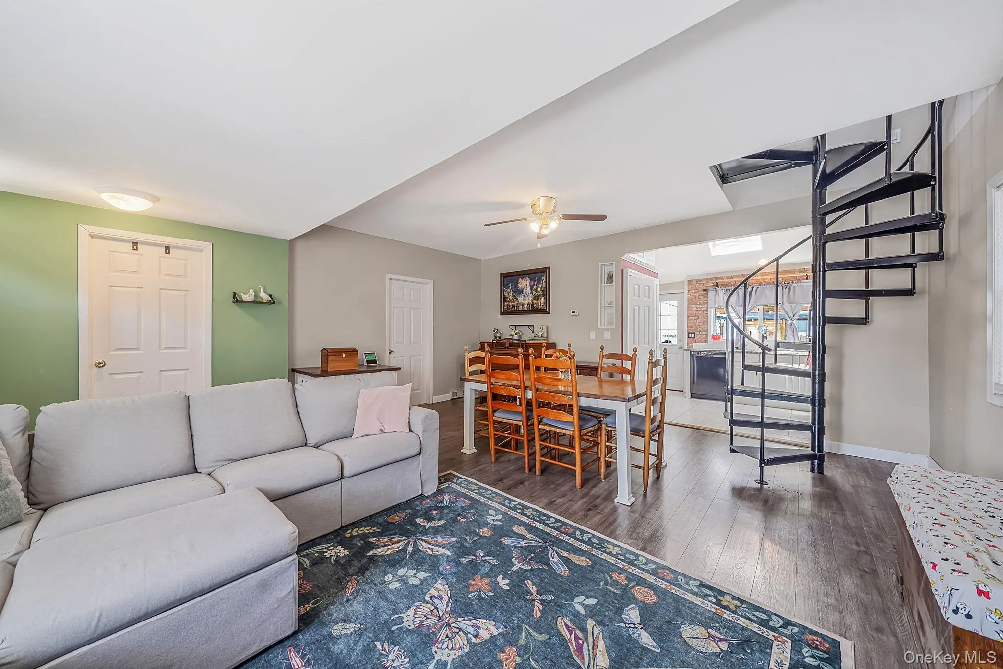 1406 Coates Avenue, Islip, NY, 2 Bedrooms Bedrooms, 5 Rooms Rooms,1 BathroomBathrooms,Residential,For Rent,Coates,0,1008272 1406 Coates Avenue, Islip, NY, 2 Bedrooms Bedrooms, 5 Rooms Rooms,1 BathroomBathrooms,Residential,For Rent,Coates,0,1008272