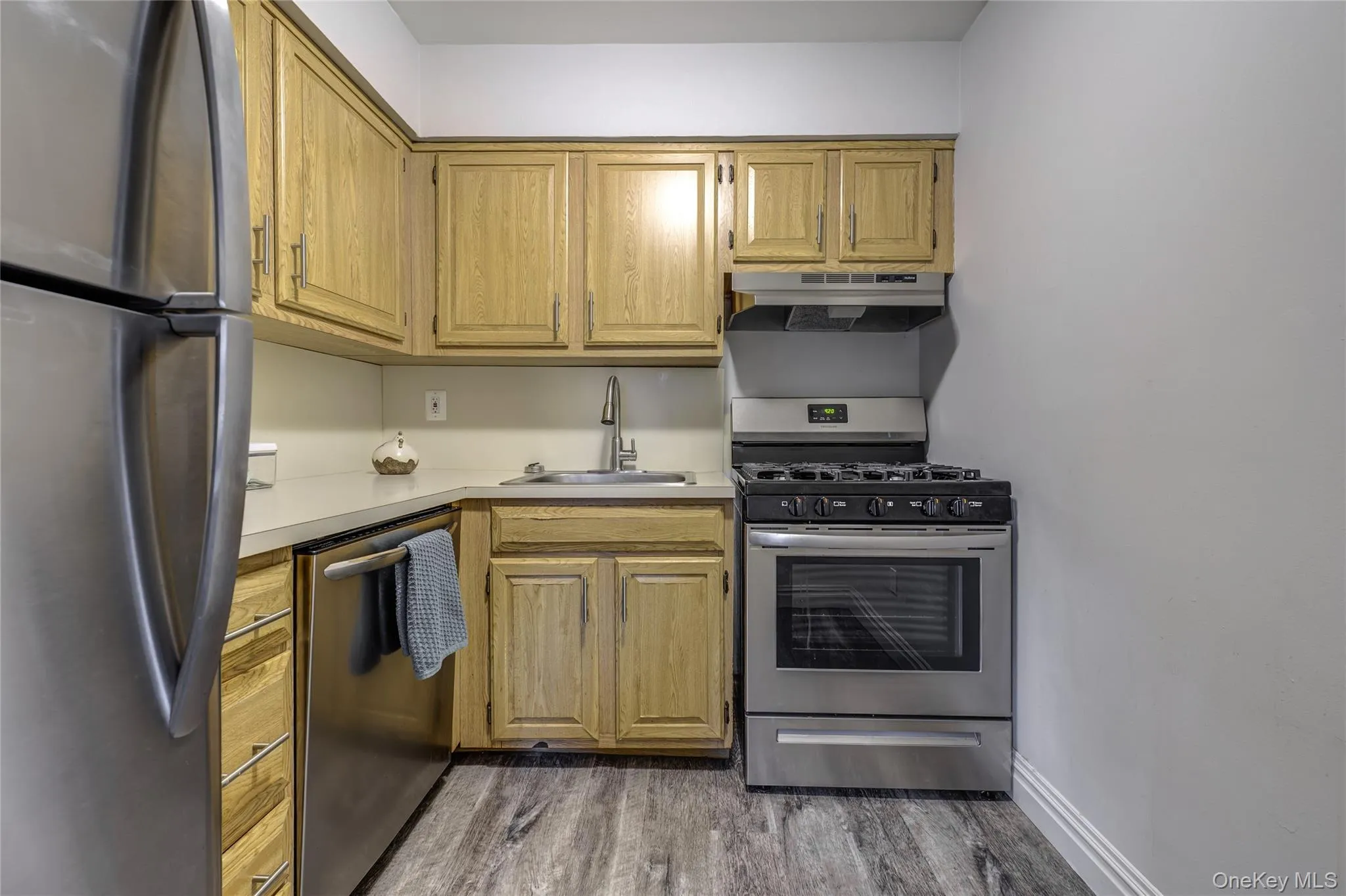 1 Anchorage Lane, Oyster Bay, NY, 1 Bedroom Bedrooms, 4 Rooms Rooms,1 BathroomBathrooms,Residential Lease,For Rent,Anchorage Lane,0,1008276 1 Anchorage Lane, Oyster Bay, NY, 1 Bedroom Bedrooms, 4 Rooms Rooms,1 BathroomBathrooms,Residential Lease,For Rent,Anchorage Lane,0,1008276