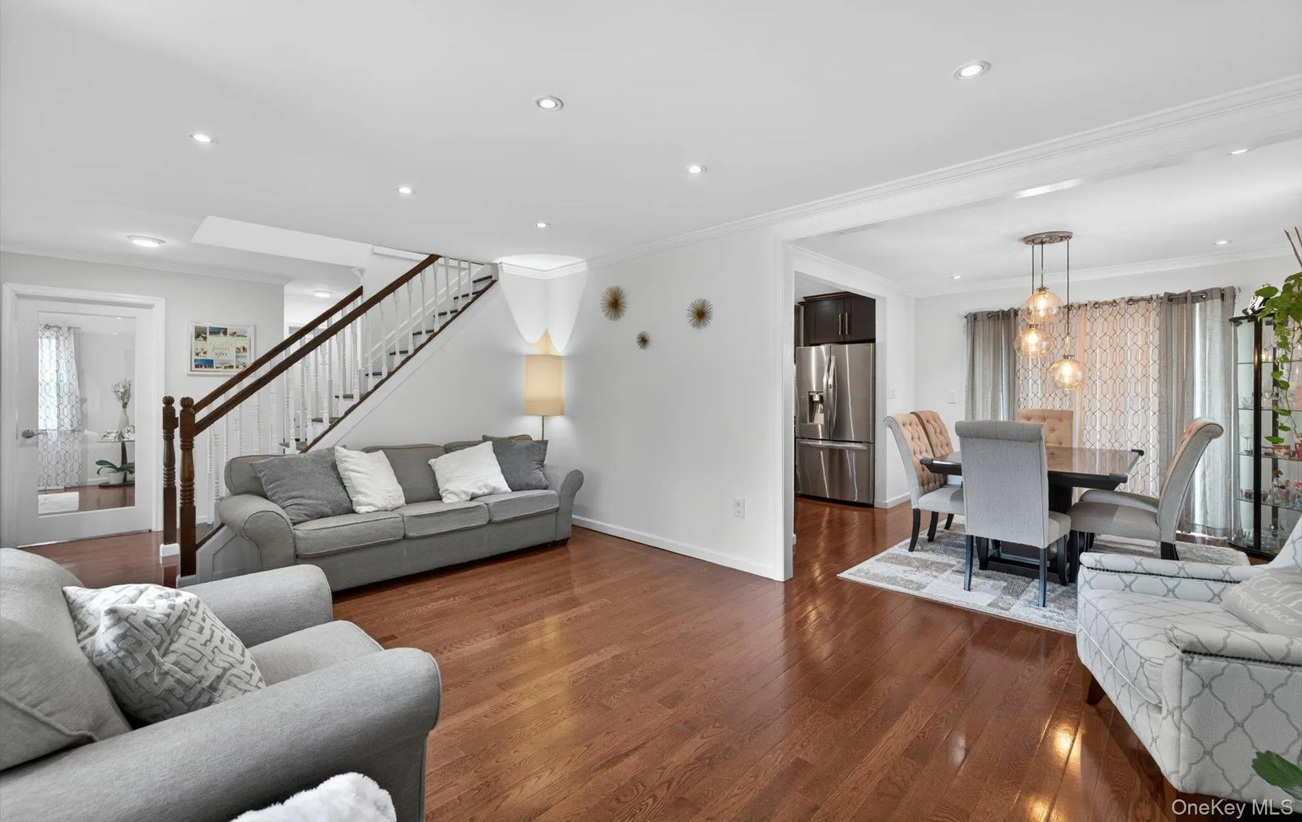 51 Chestnut Street, North Hempstead, NY, 5 Bedrooms Bedrooms, 8 Rooms Rooms,2 BathroomsBathrooms,Residential,For Rent,Chestnut,0,1008279 51 Chestnut Street, North Hempstead, NY, 5 Bedrooms Bedrooms, 8 Rooms Rooms,2 BathroomsBathrooms,Residential,For Rent,Chestnut,0,1008279