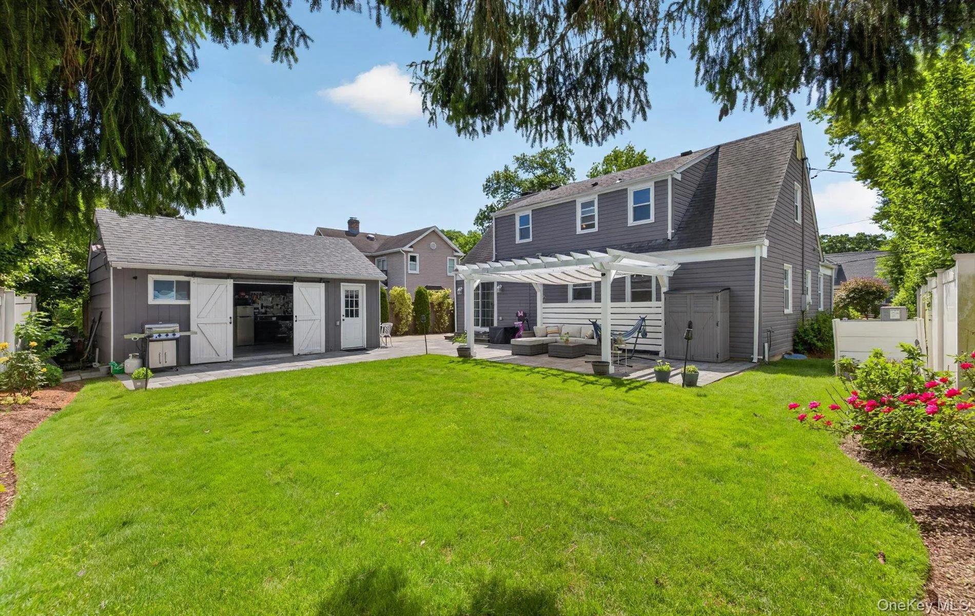 51 Chestnut Street, North Hempstead, NY, 5 Bedrooms Bedrooms, 8 Rooms Rooms,2 BathroomsBathrooms,Residential,For Rent,Chestnut,0,1008279 51 Chestnut Street, North Hempstead, NY, 5 Bedrooms Bedrooms, 8 Rooms Rooms,2 BathroomsBathrooms,Residential,For Rent,Chestnut,0,1008279