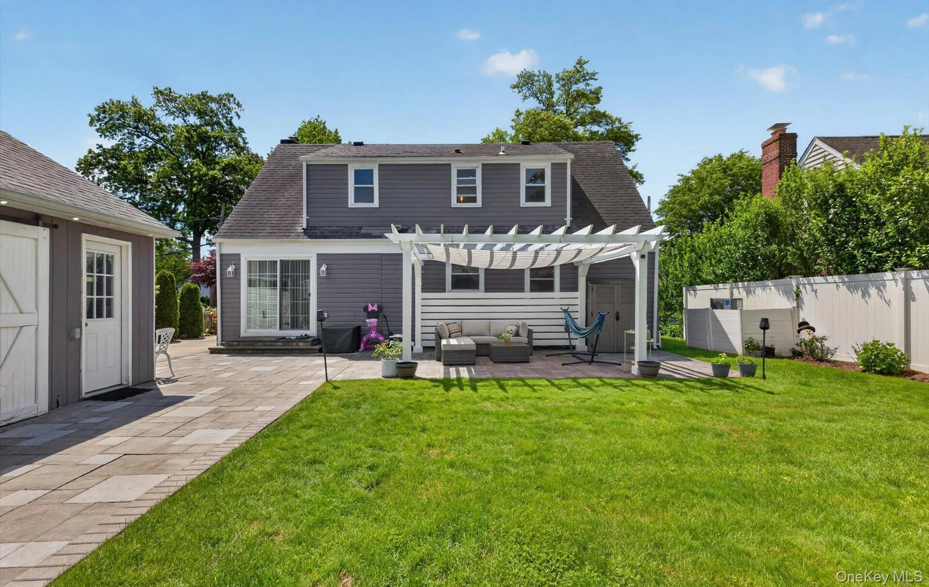 51 Chestnut Street, North Hempstead, NY, 5 Bedrooms Bedrooms, 8 Rooms Rooms,2 BathroomsBathrooms,Residential,For Rent,Chestnut,0,1008279 51 Chestnut Street, North Hempstead, NY, 5 Bedrooms Bedrooms, 8 Rooms Rooms,2 BathroomsBathrooms,Residential,For Rent,Chestnut,0,1008279